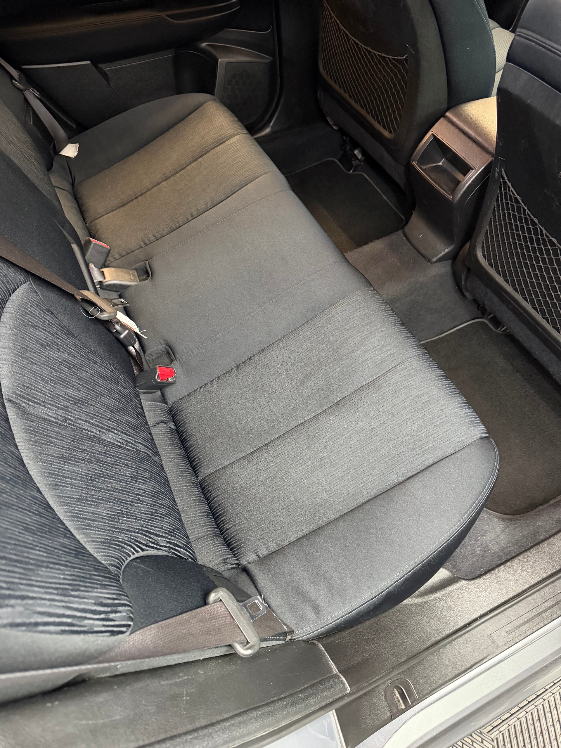 SUBARU Legacy 2.0i Swiss AWD-image-10