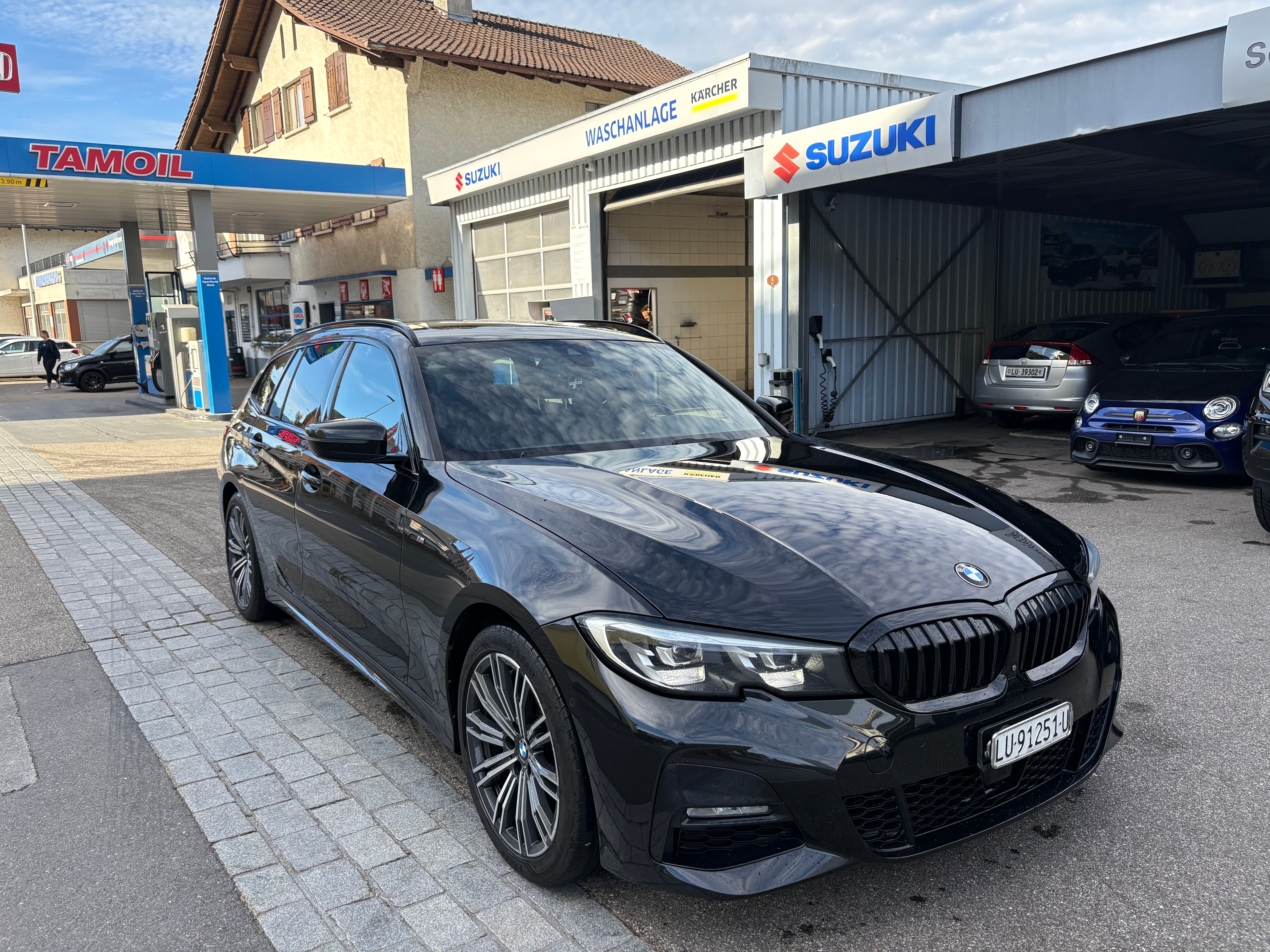 Car photo