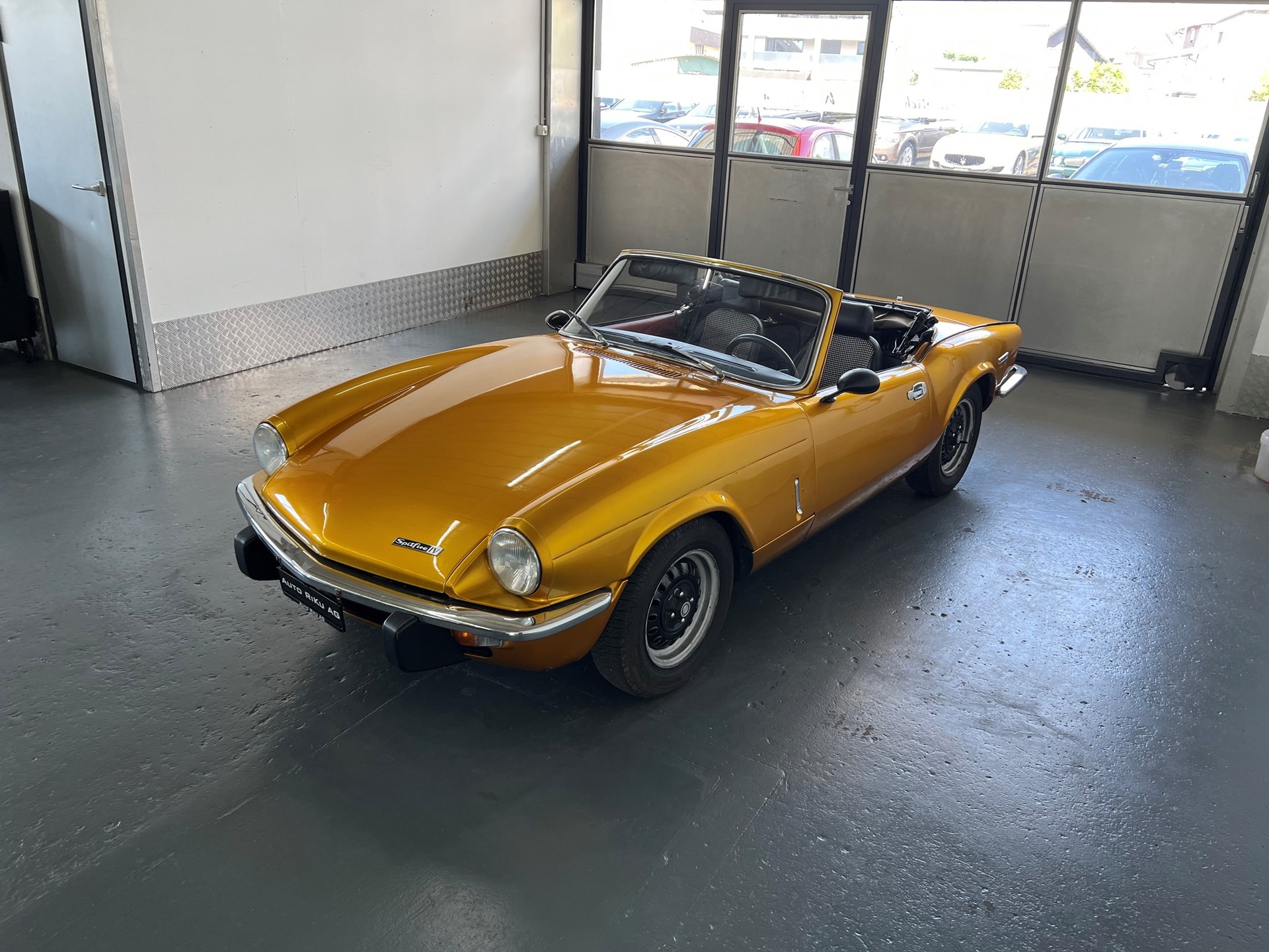 TRIUMPH Spitfire 1500-image-8