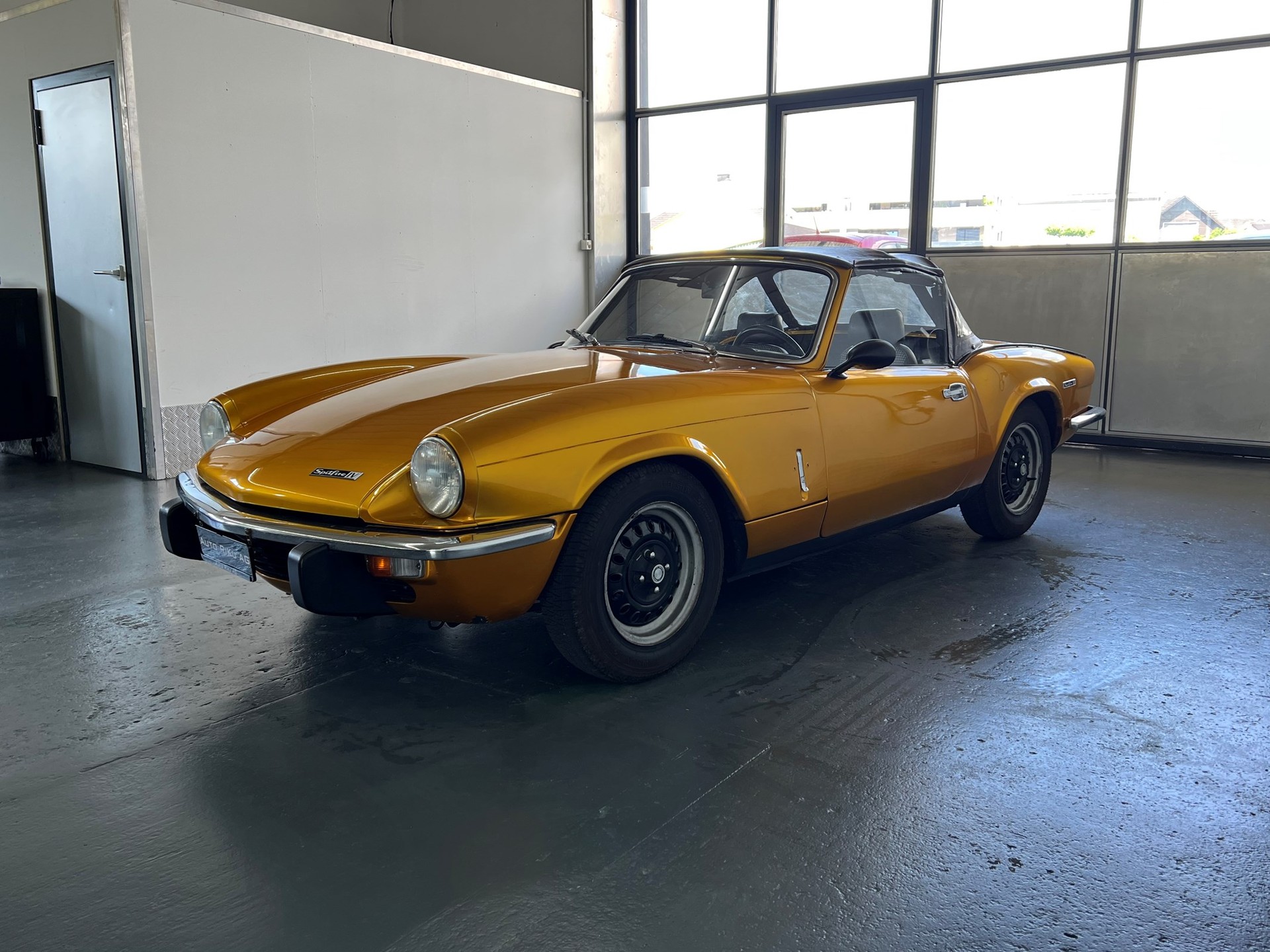 TRIUMPH Spitfire 1500-image-9