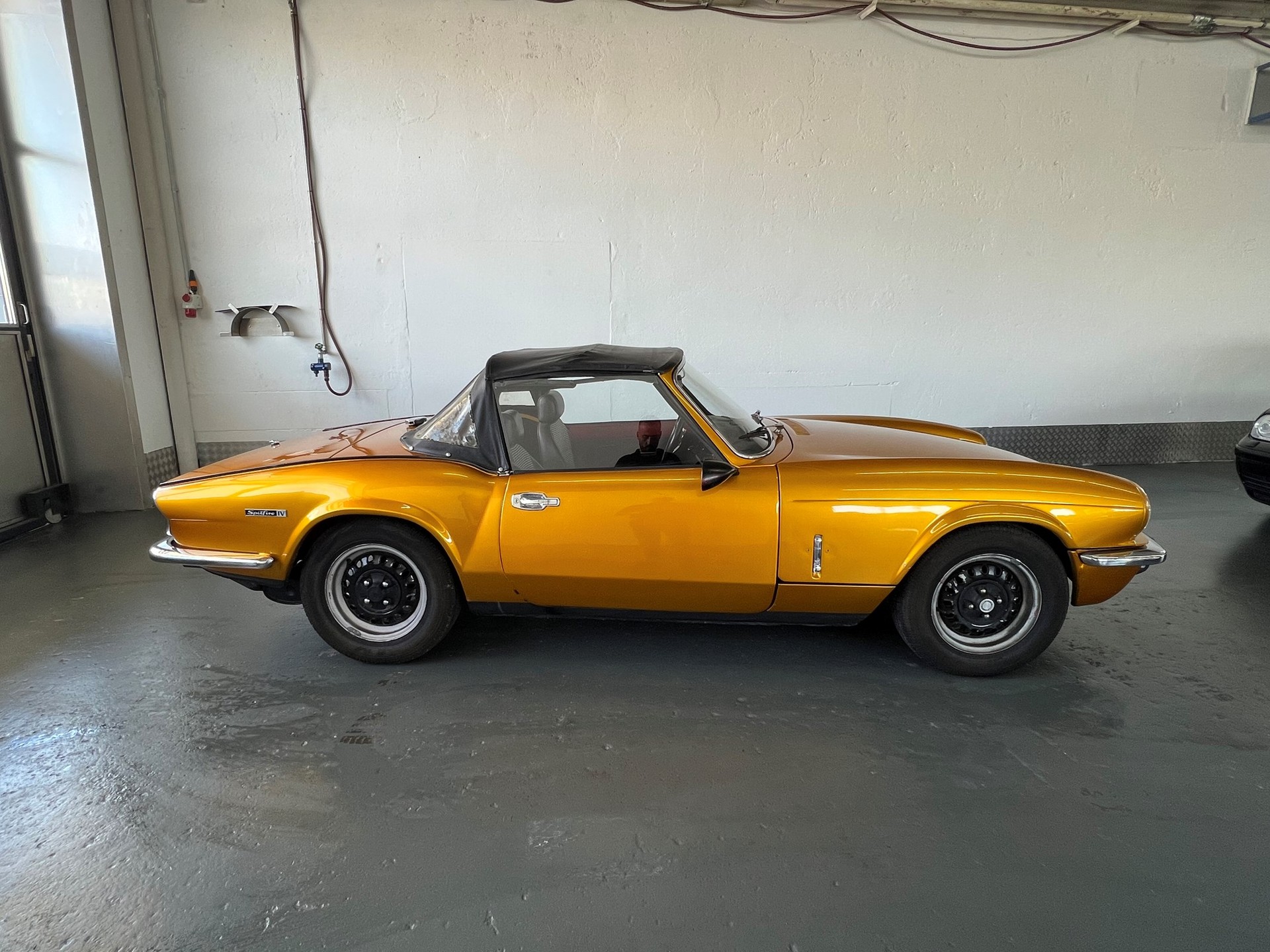 TRIUMPH Spitfire 1500-image-11
