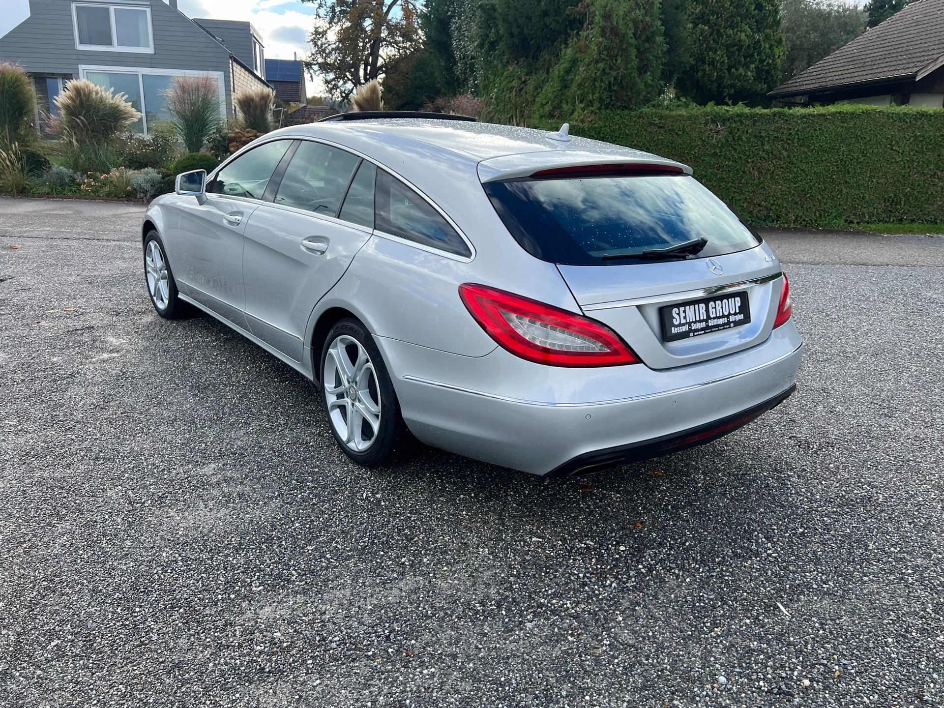 MERCEDES-BENZ CLS SB 350 CDI Executive 4Matic 7G-Tronic-image-12