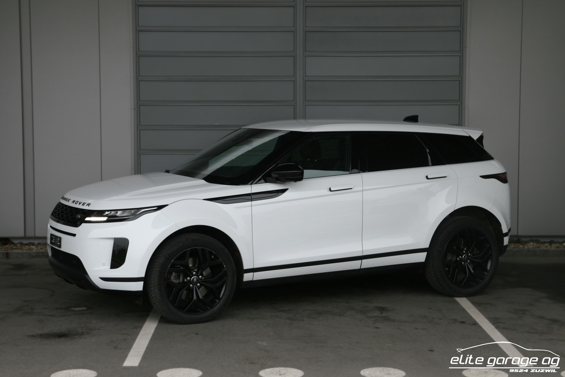 LAND ROVER Range Rover Evoque P 300 S AT9-image-0