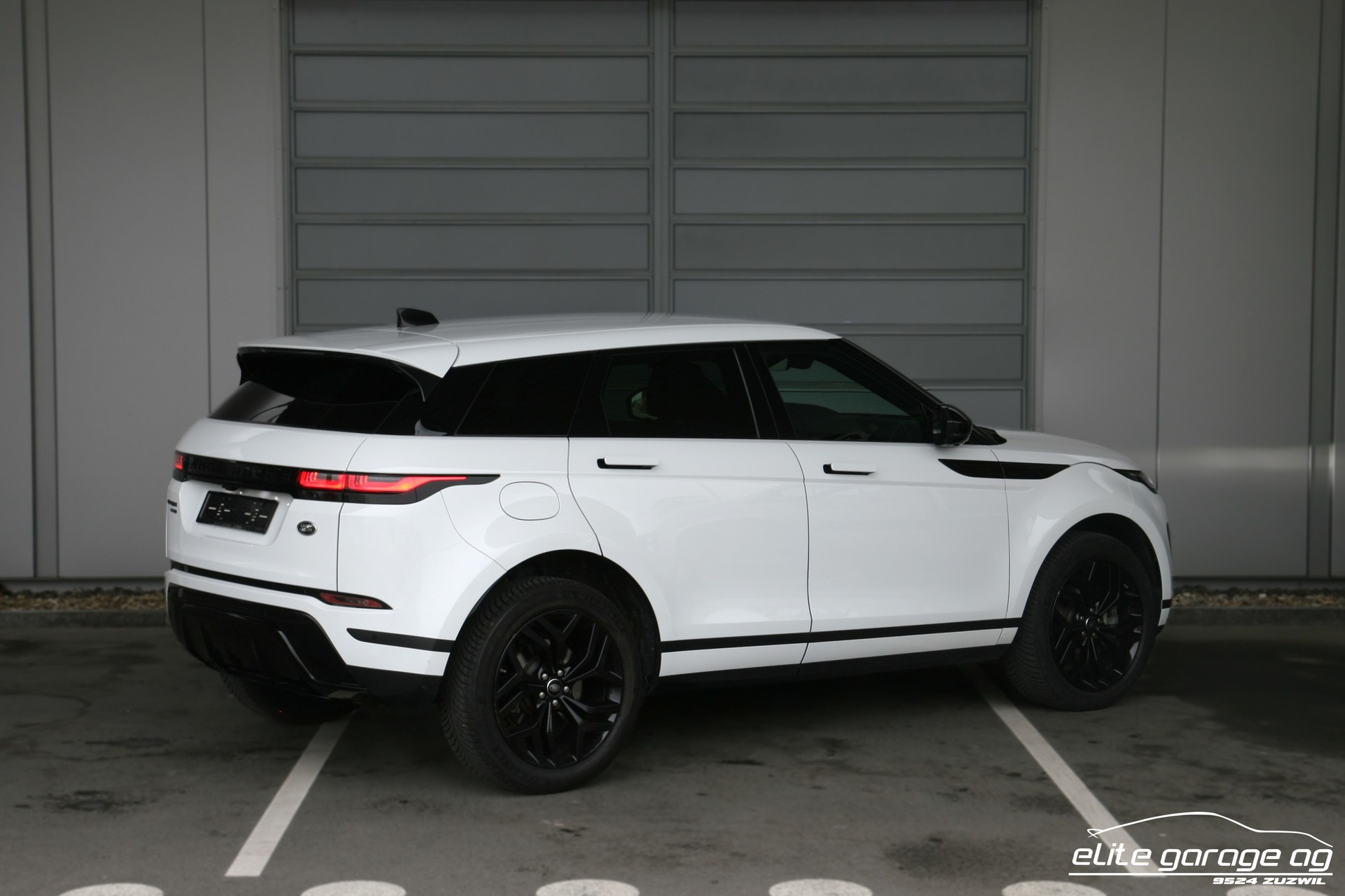 LAND ROVER Range Rover Evoque P 300 S AT9-image-4