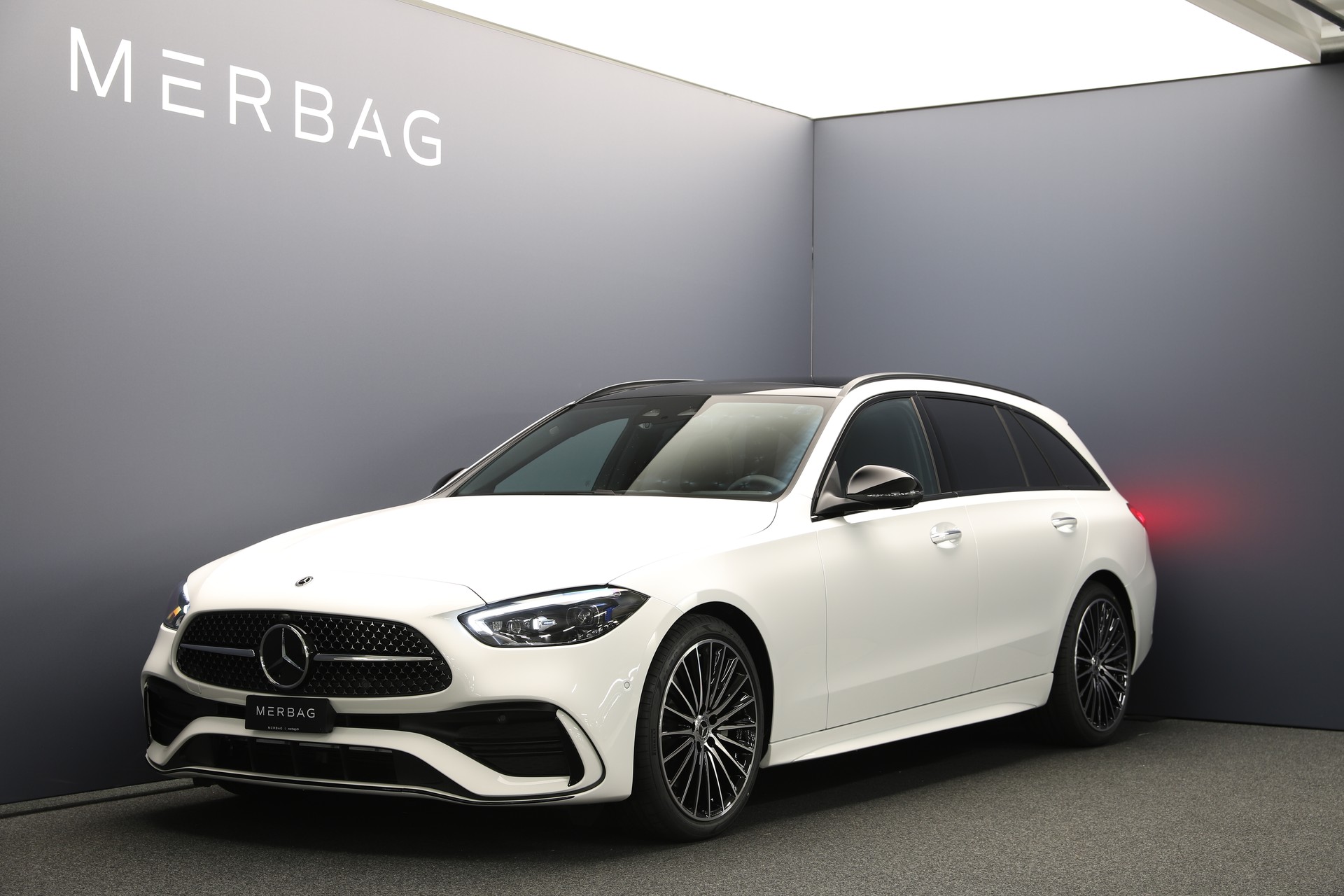 MERCEDES-BENZ C 220 d T 4 Matic Swiss Star-image-1