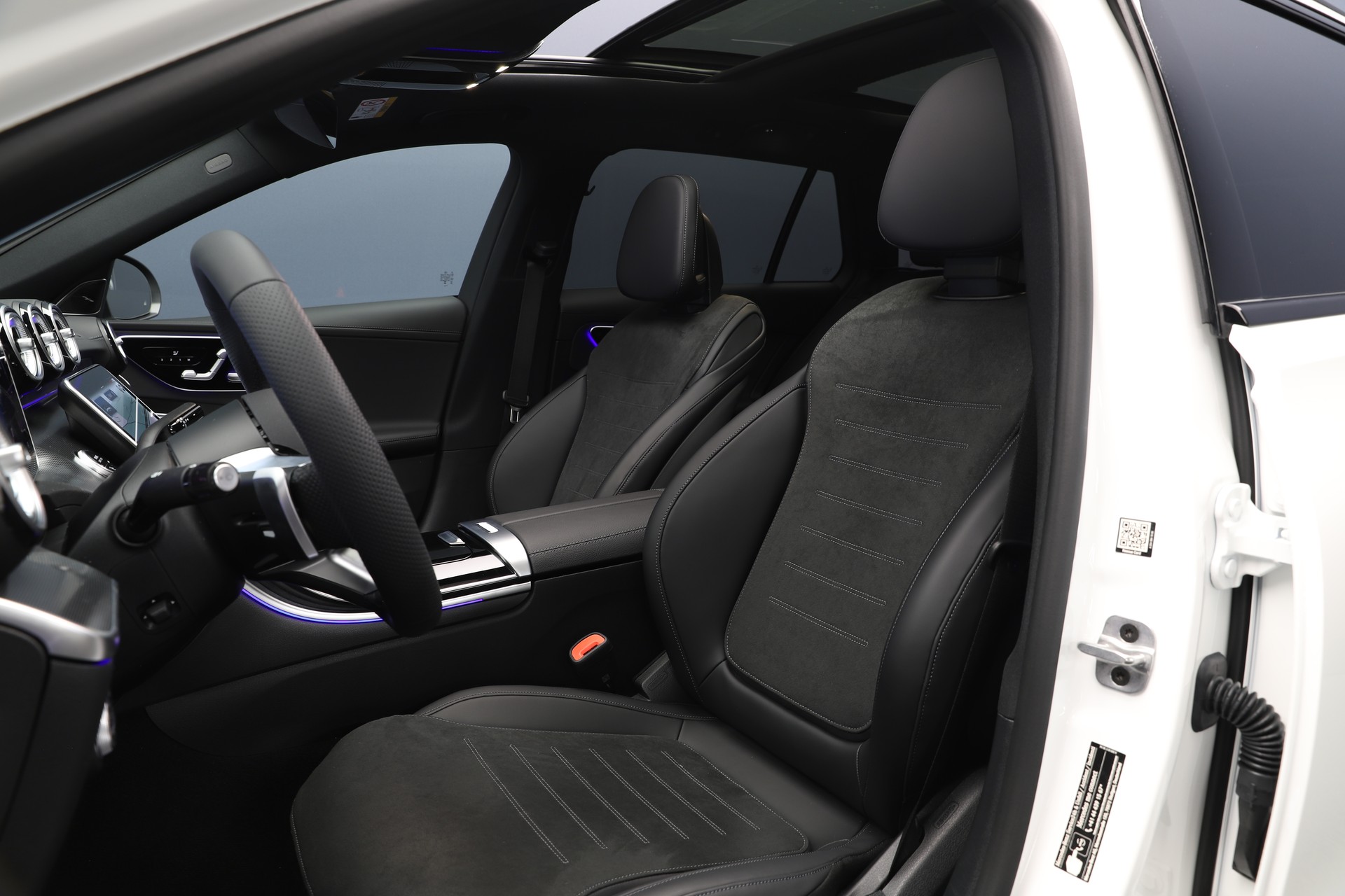 MERCEDES-BENZ C 220 d T 4 Matic Swiss Star-image-8