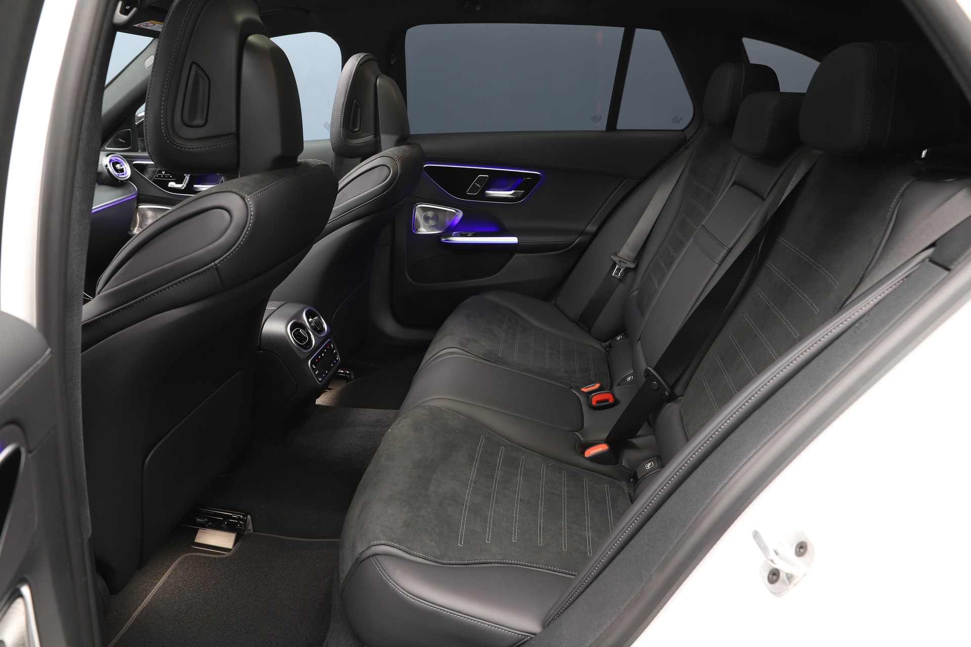 MERCEDES-BENZ C 220 d T 4 Matic Swiss Star-image-9