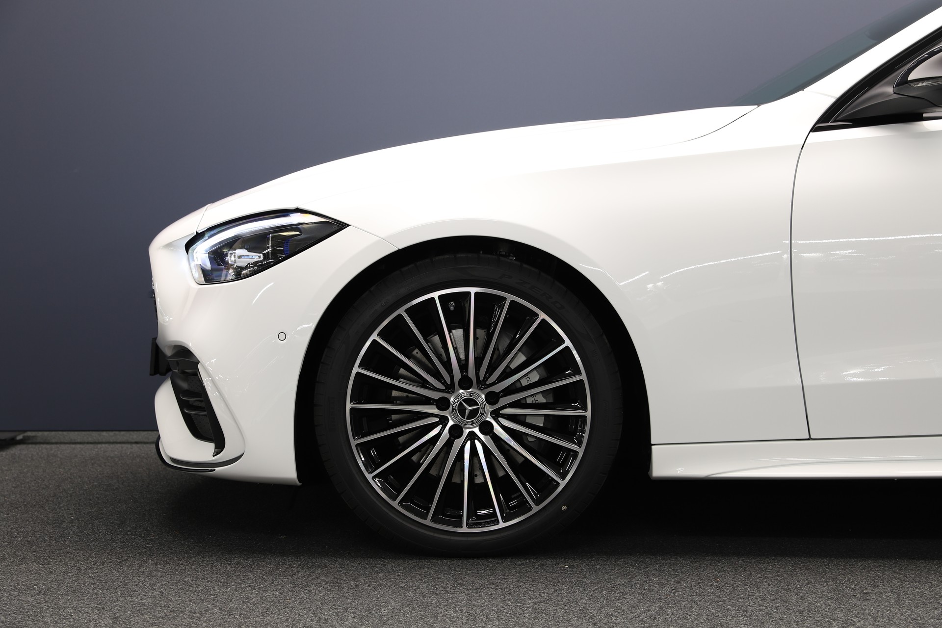 MERCEDES-BENZ C 220 d T 4 Matic Swiss Star-image-6