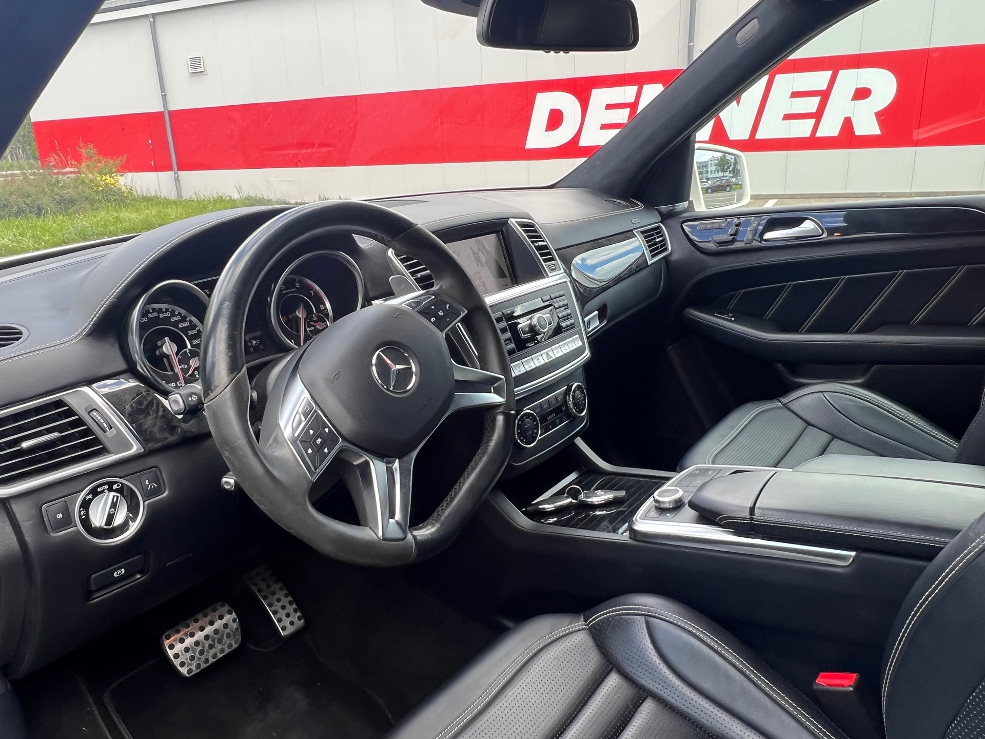 MERCEDES-BENZ ML 63 AMG Executive 4Matic Speedshift-image-11