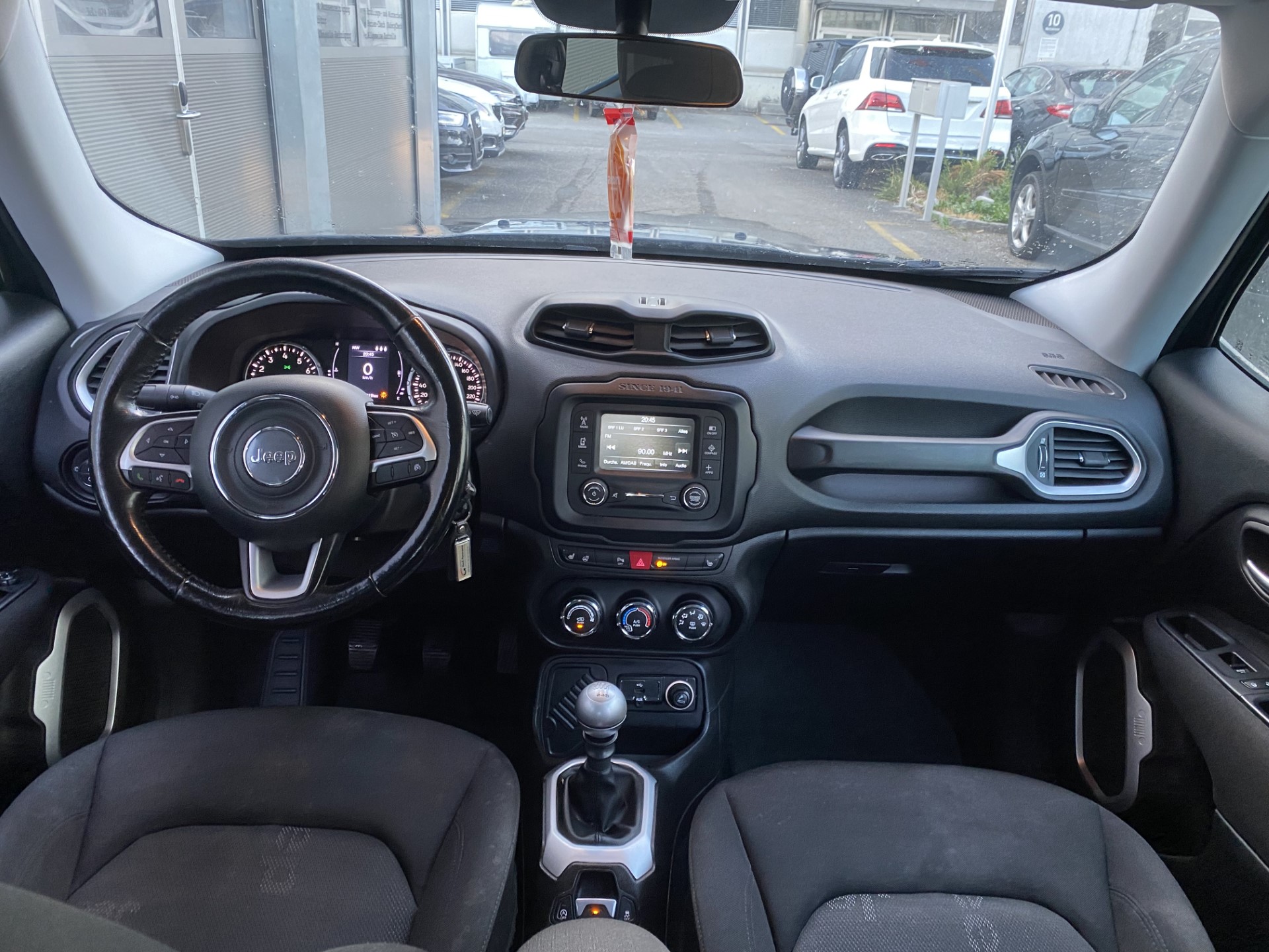 JEEP Renegade 1.4 Turbo Limited-image-8