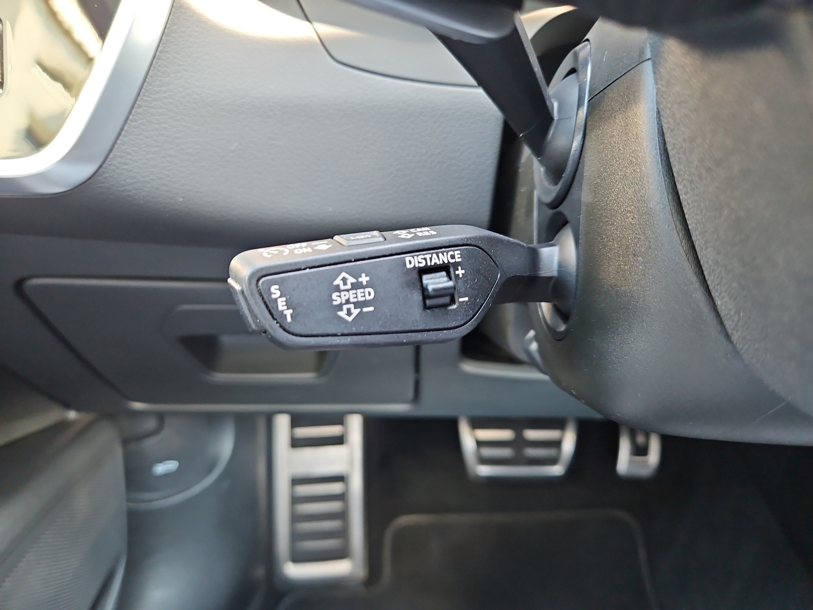 AUDI RS6 Avant 4.0 TFSI V8 quattro-image-14
