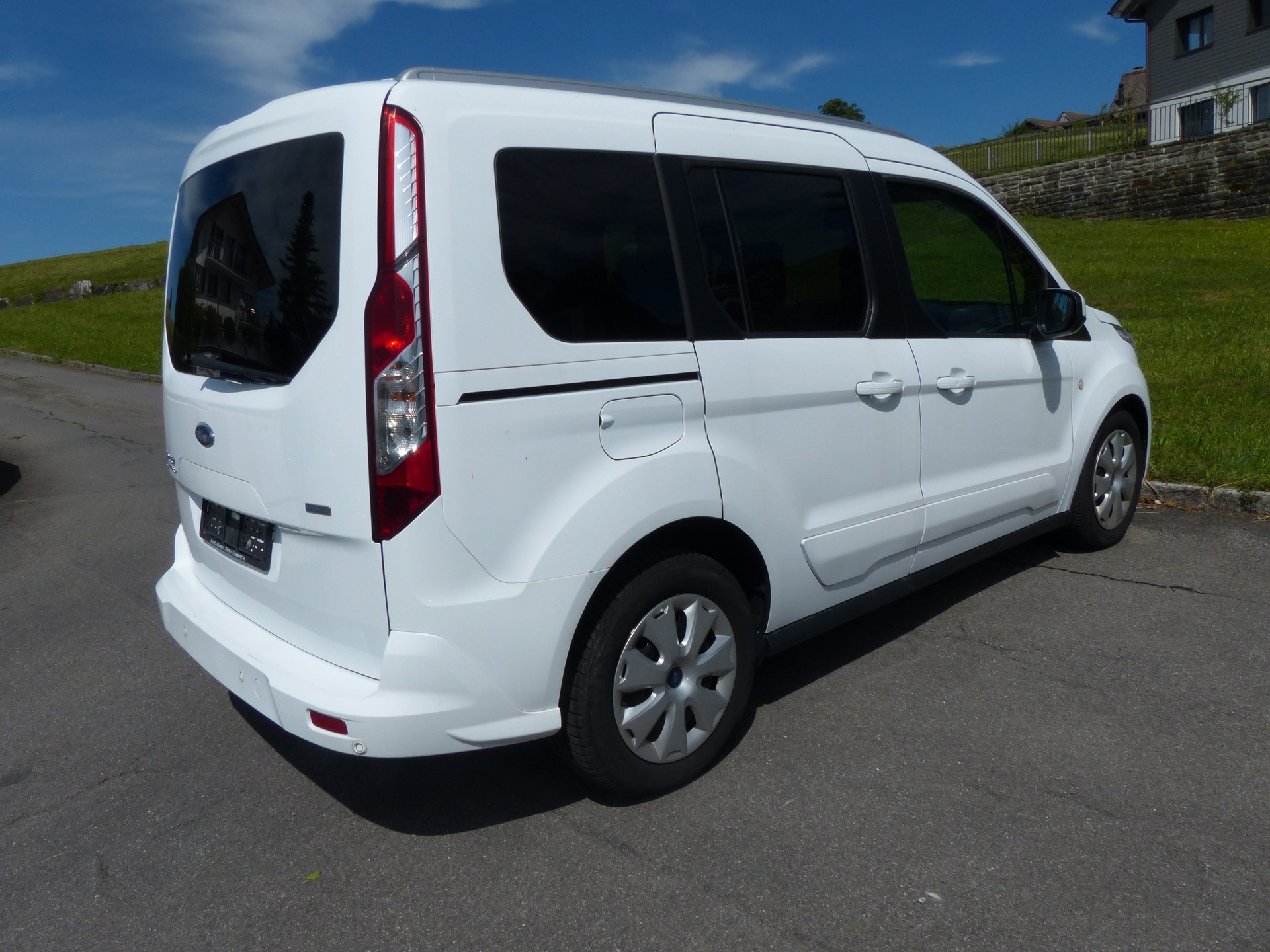 FORD Tourneo Connect 1.5 EcoBlue Trend Automat-image-6