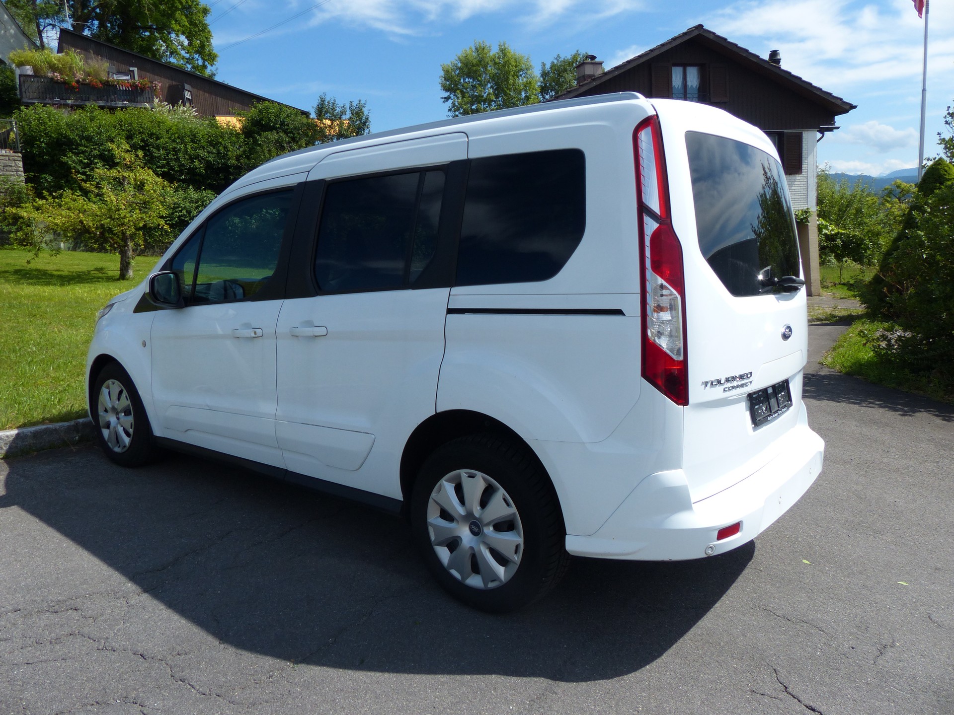 FORD Tourneo Connect 1.5 EcoBlue Trend Automat-image-8