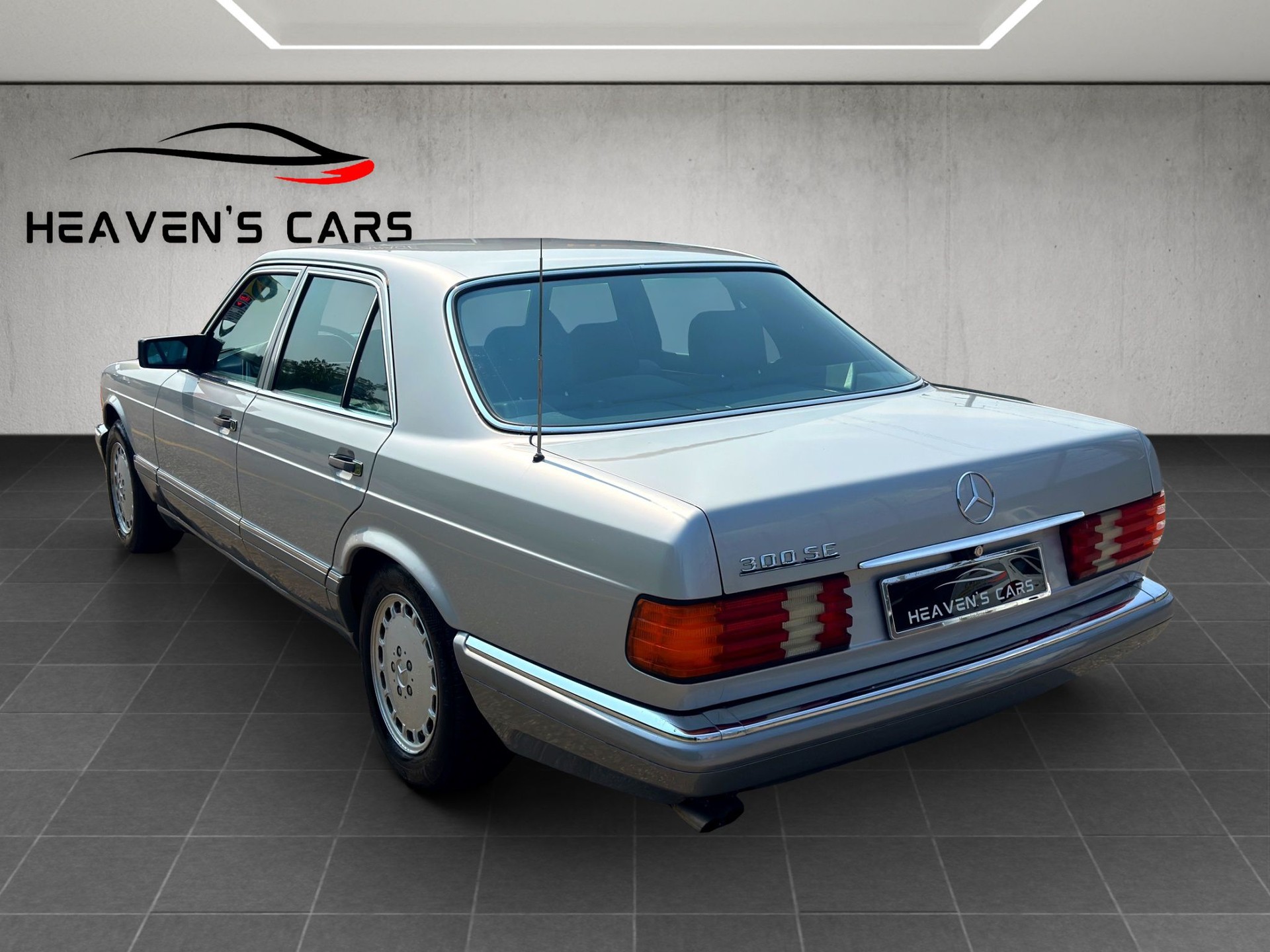 MERCEDES-BENZ 300 SE-image-4