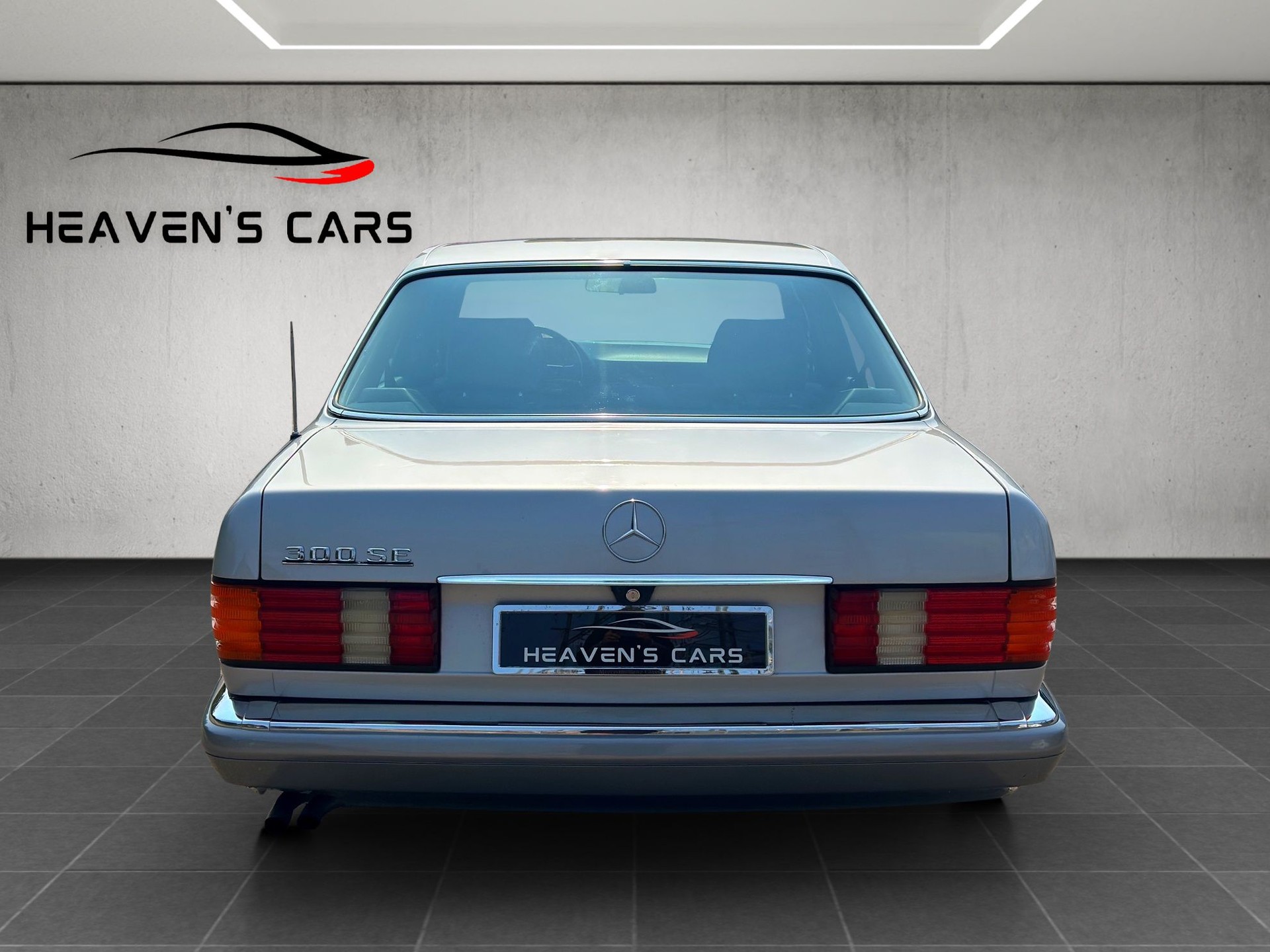 MERCEDES-BENZ 300 SE-image-3