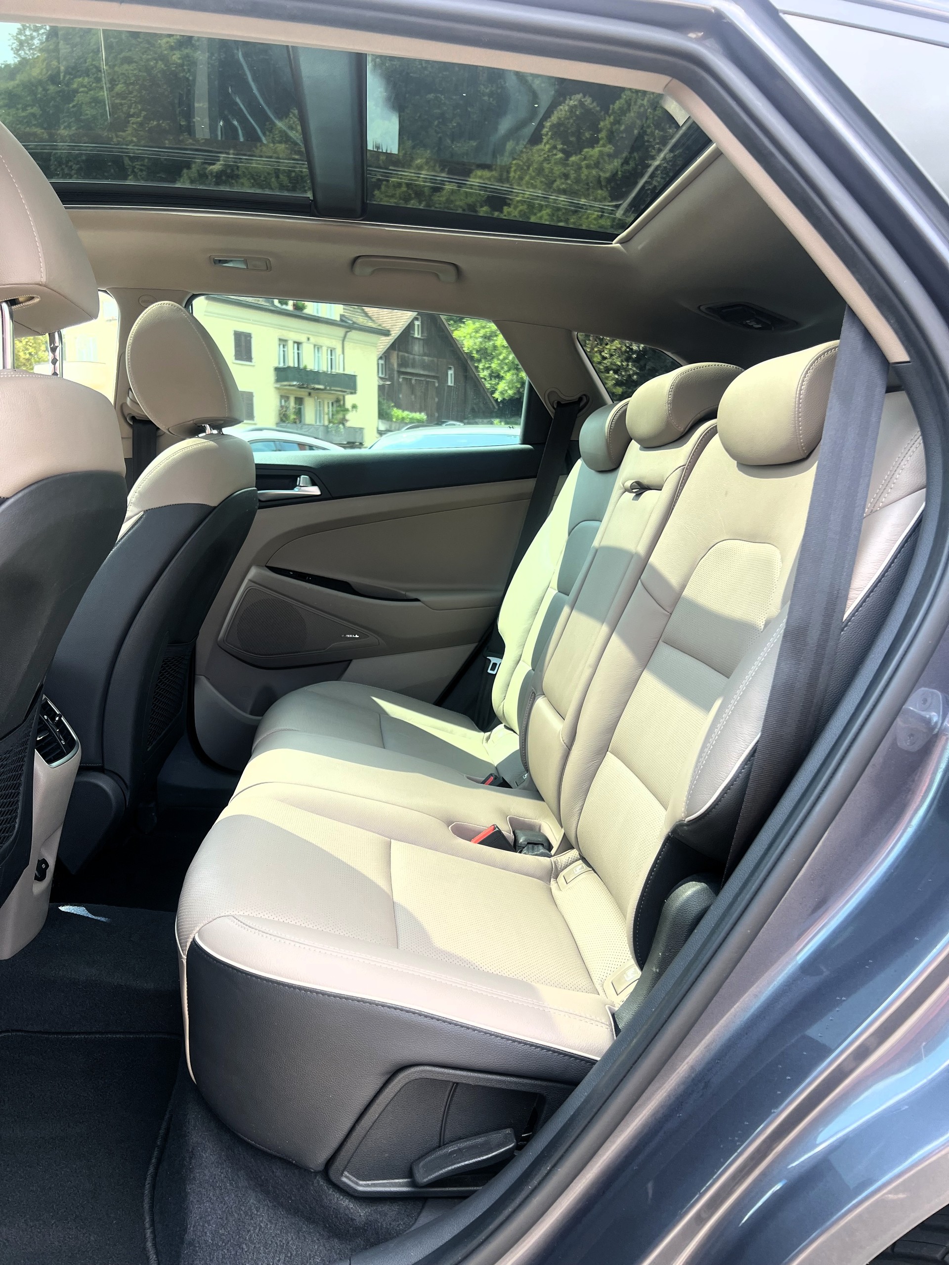 HYUNDAI Tucson 2.0 CRDI Vertex Mild Hybrid 4WD Automatic-image-13