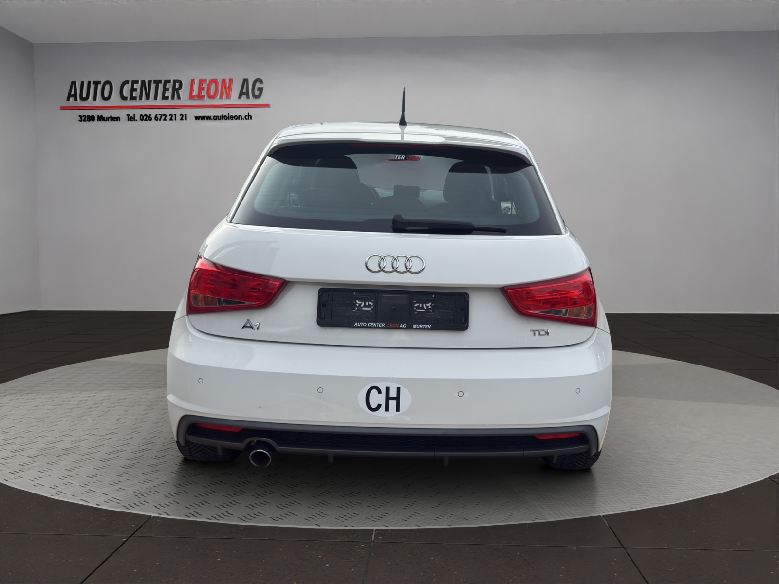 AUDI A1 Sportback 1.4 TDI S-LINE-image-4
