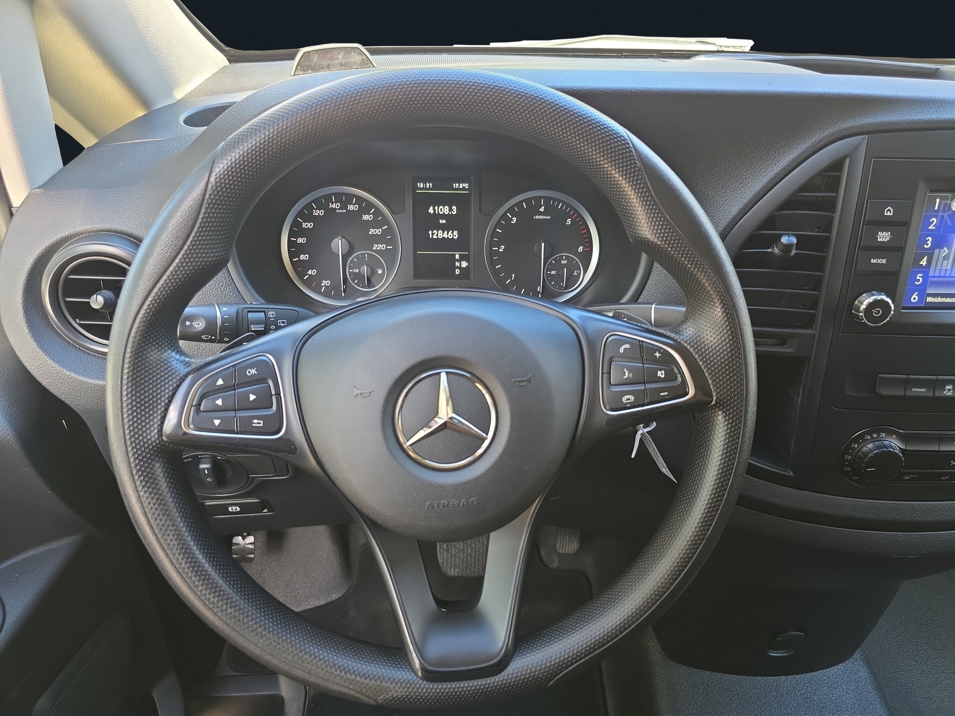 MERCEDES-BENZ Vito 116 BlueTEC L 7G-Tronic Euro 6-image-10