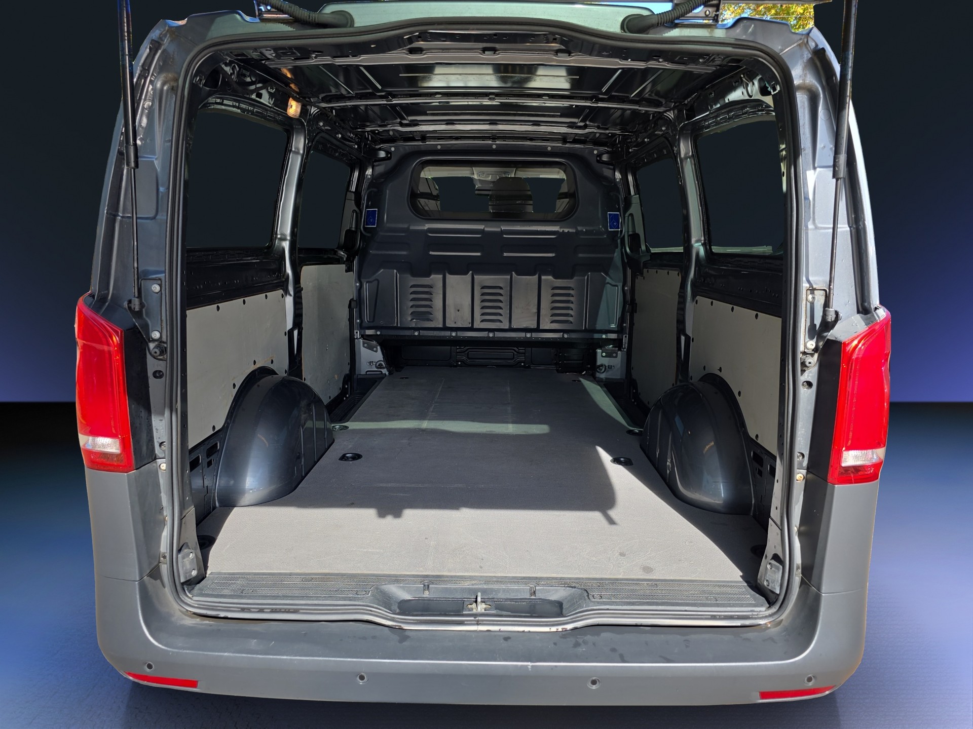 MERCEDES-BENZ Vito 116 BlueTEC L 7G-Tronic Euro 6-image-13