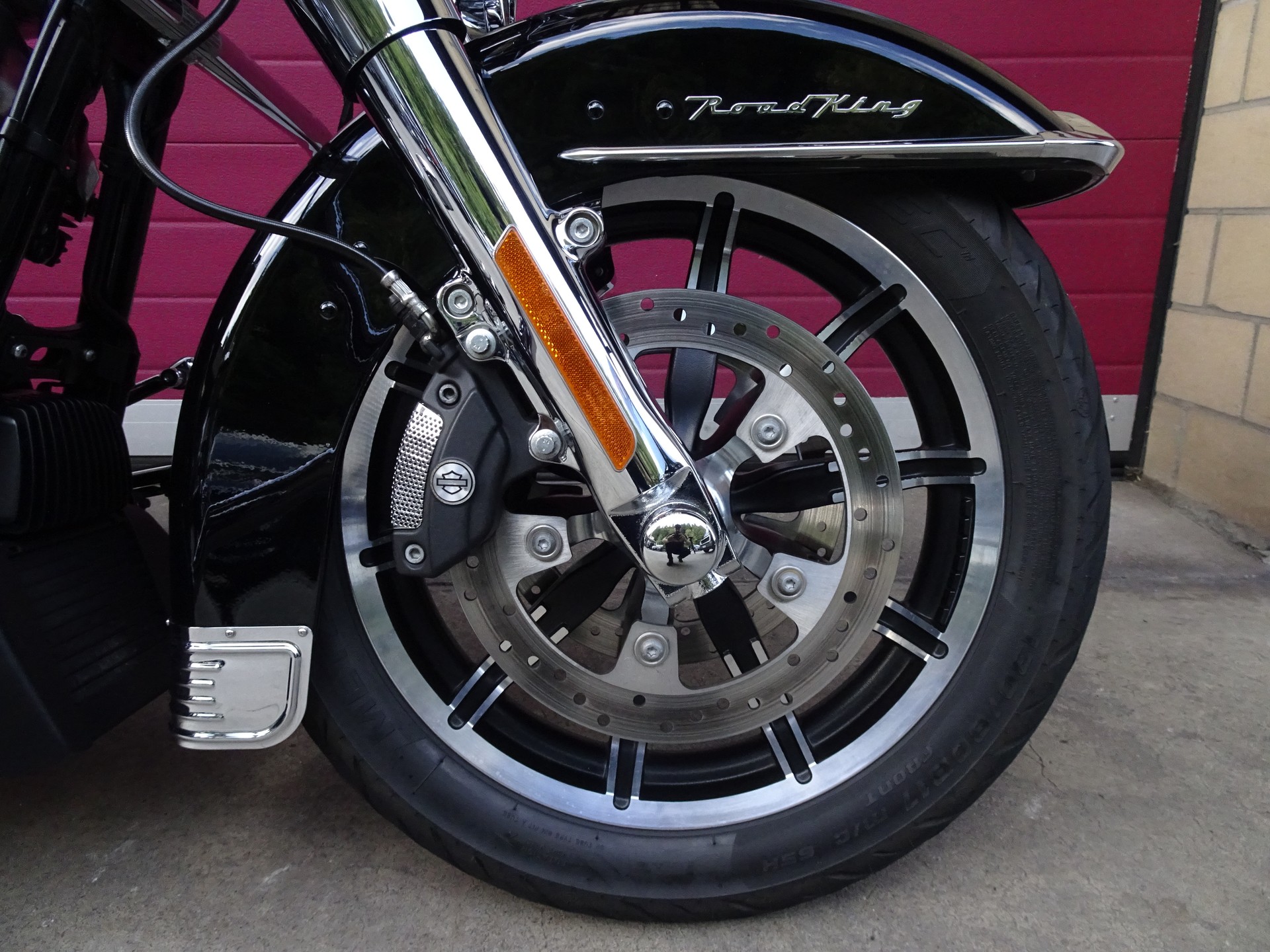 HARLEY-DAVIDSON FLHR Road King 107 ABS-showroom-element-1