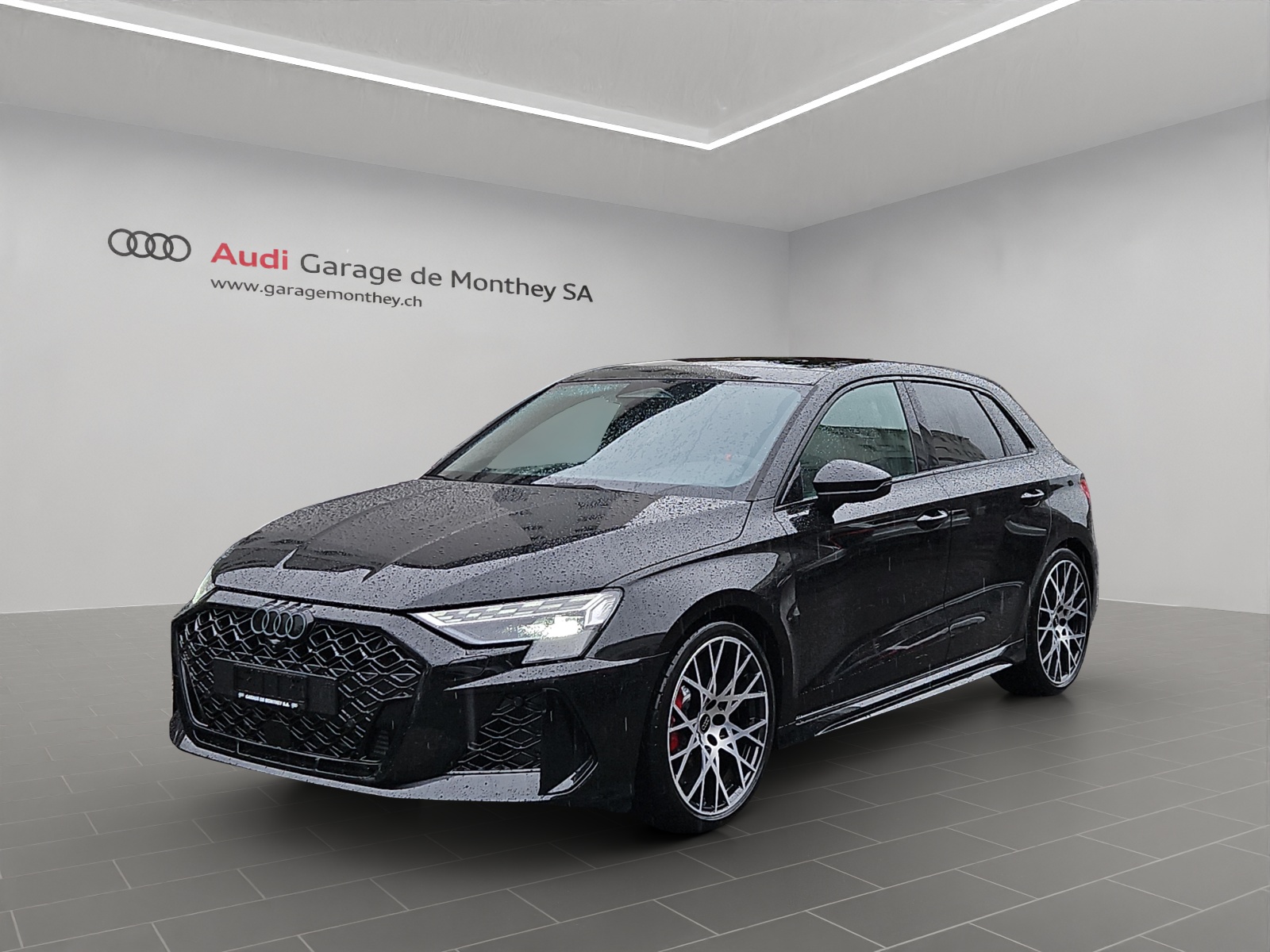 AUDI RS3 Sportback 2.5 TSI quattro S-tronic-image-0