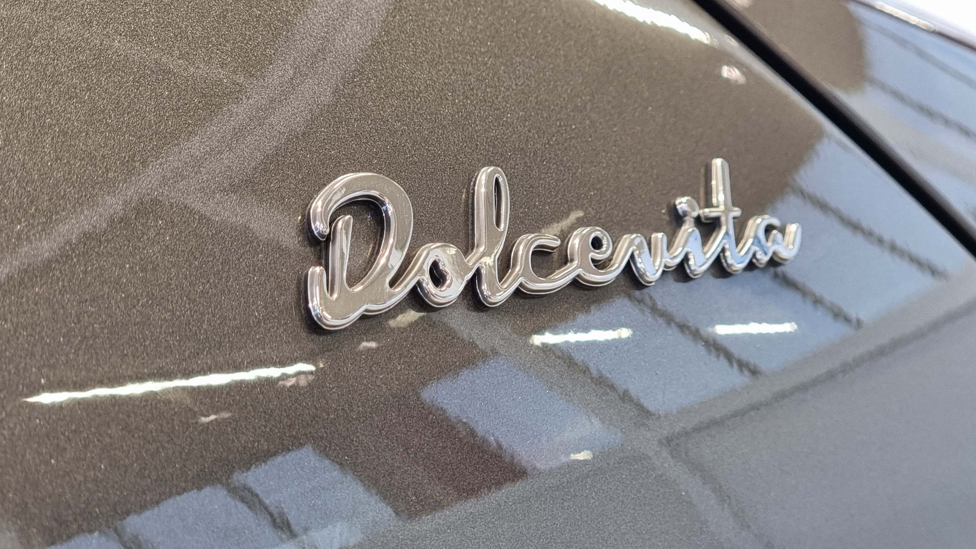FIAT 500 C 1.0 Hybrid Dolcevita-image-21