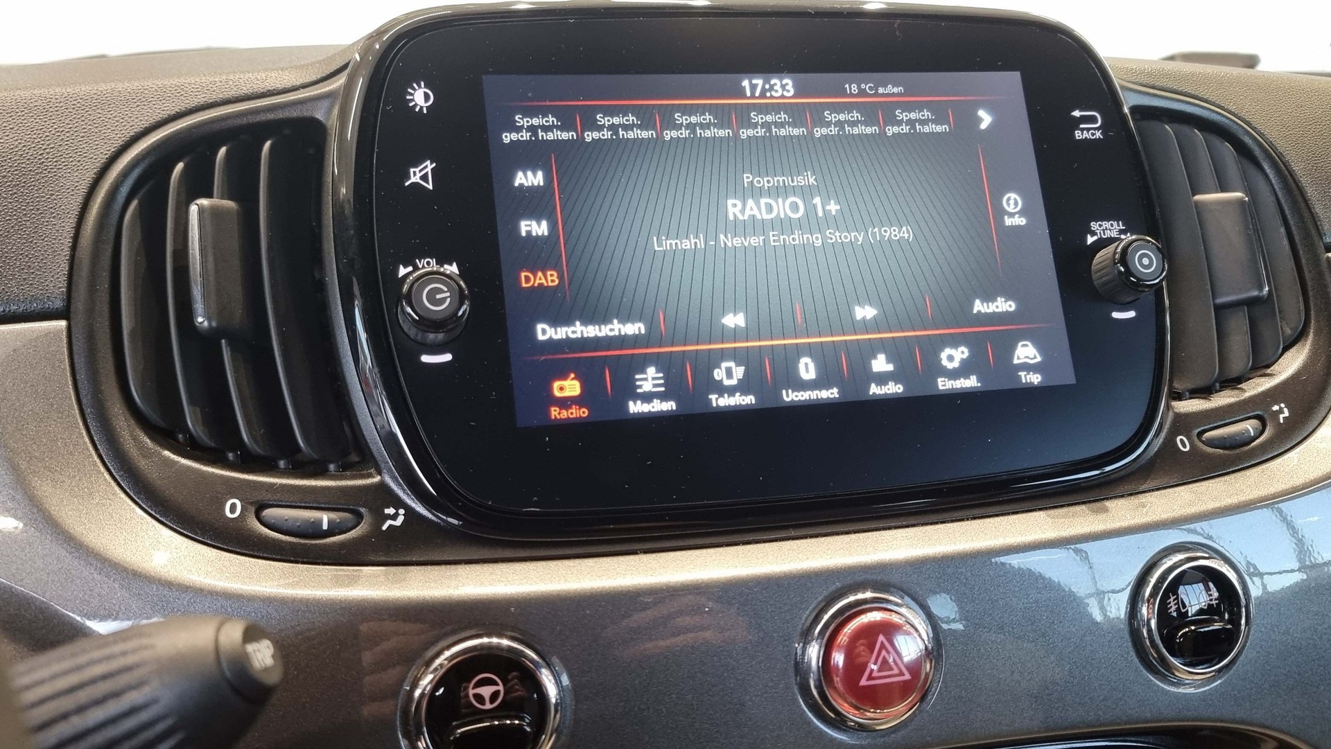 FIAT 500 C 1.0 Hybrid Dolcevita-image-16