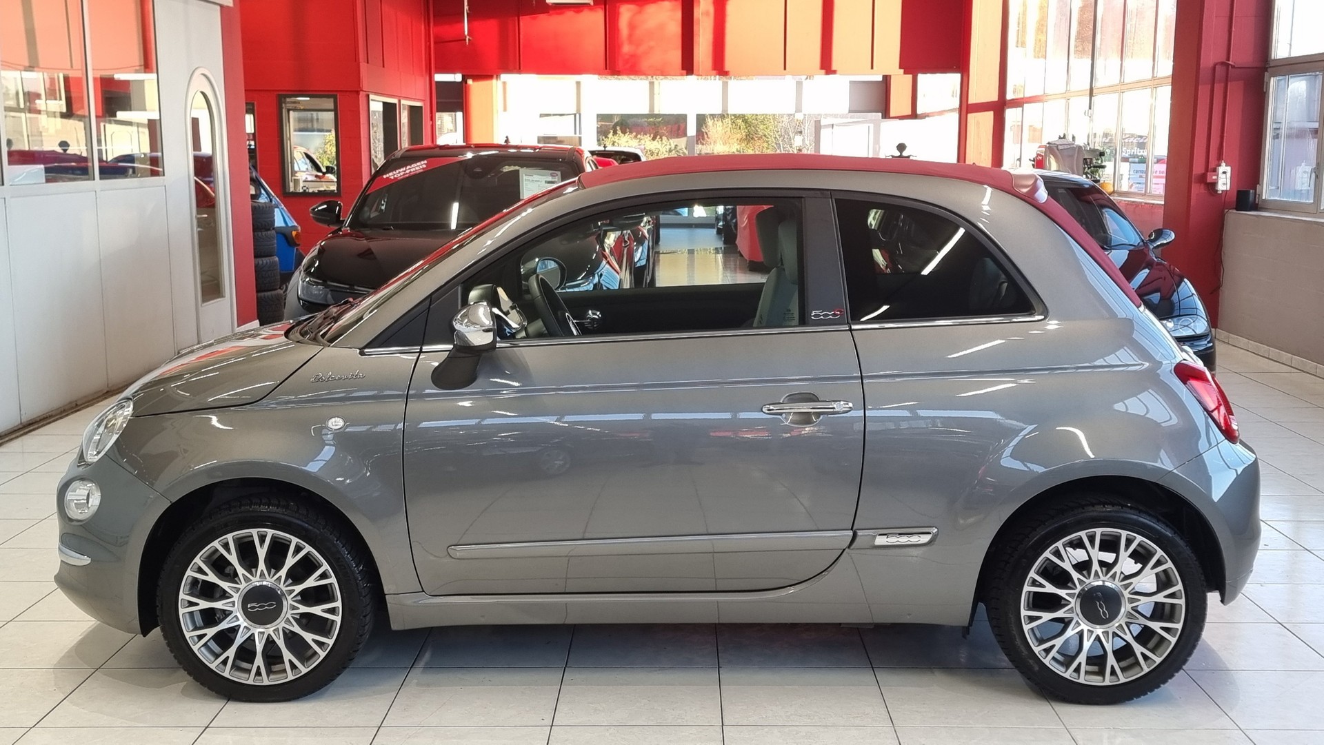 FIAT 500 C 1.0 Hybrid Dolcevita-image-1