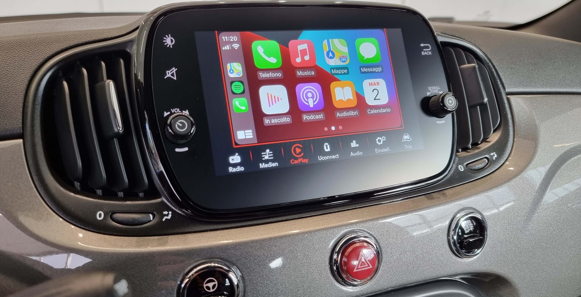 FIAT 500 C 1.0 Hybrid Dolcevita-image-17