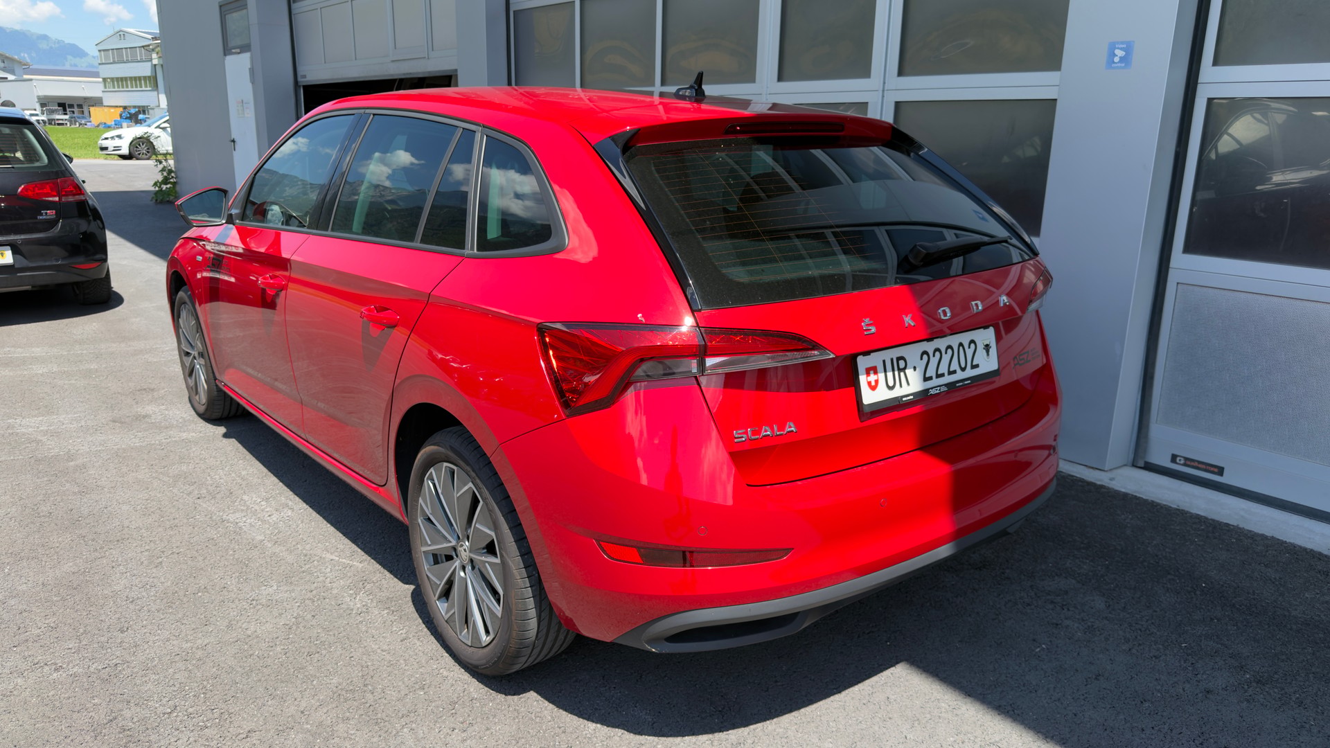 SKODA Scala 1.0 TSI 110 Tour DSG-image-1