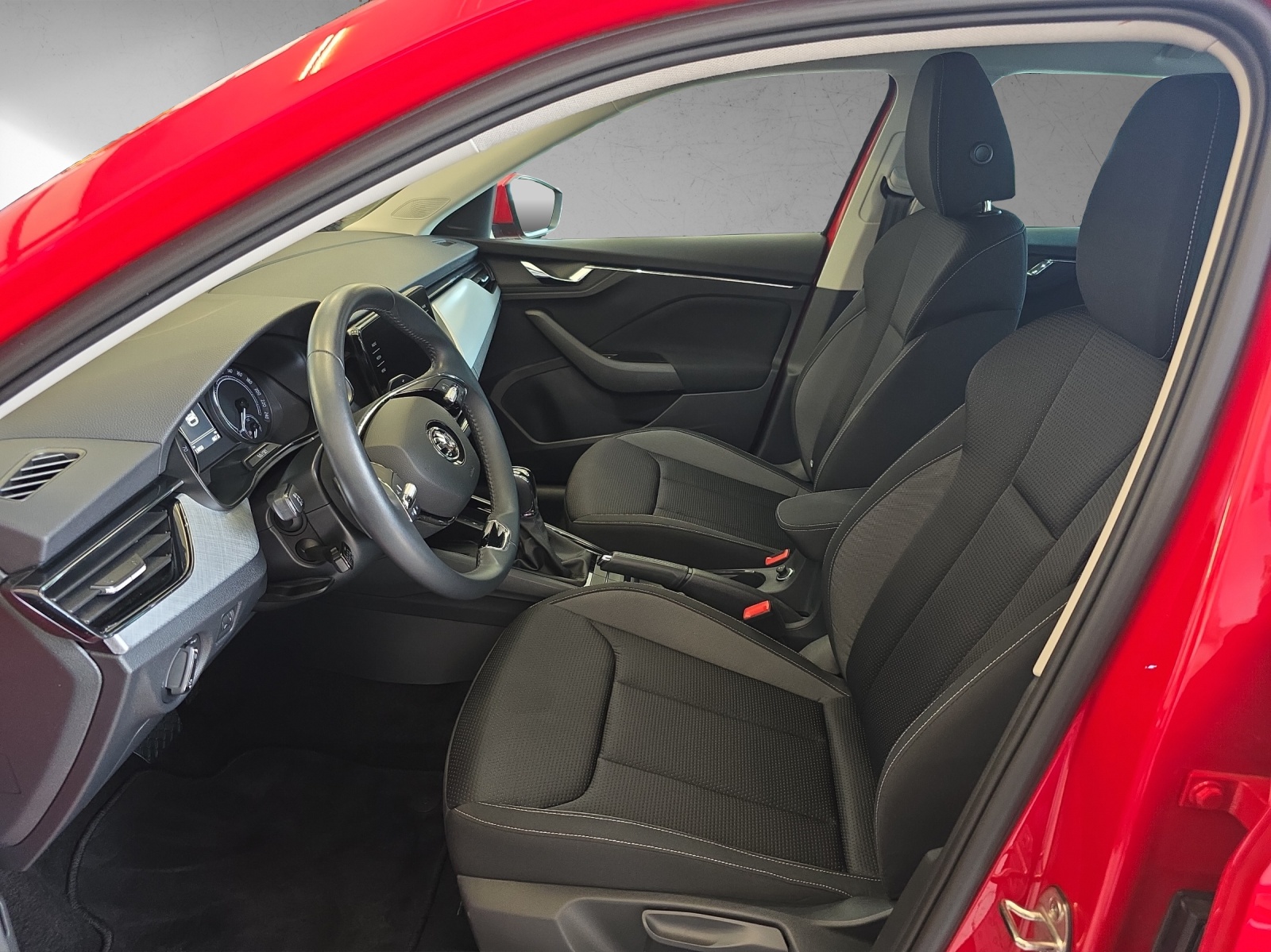 SKODA Scala 1.0 TSI 110 Tour DSG-image-13