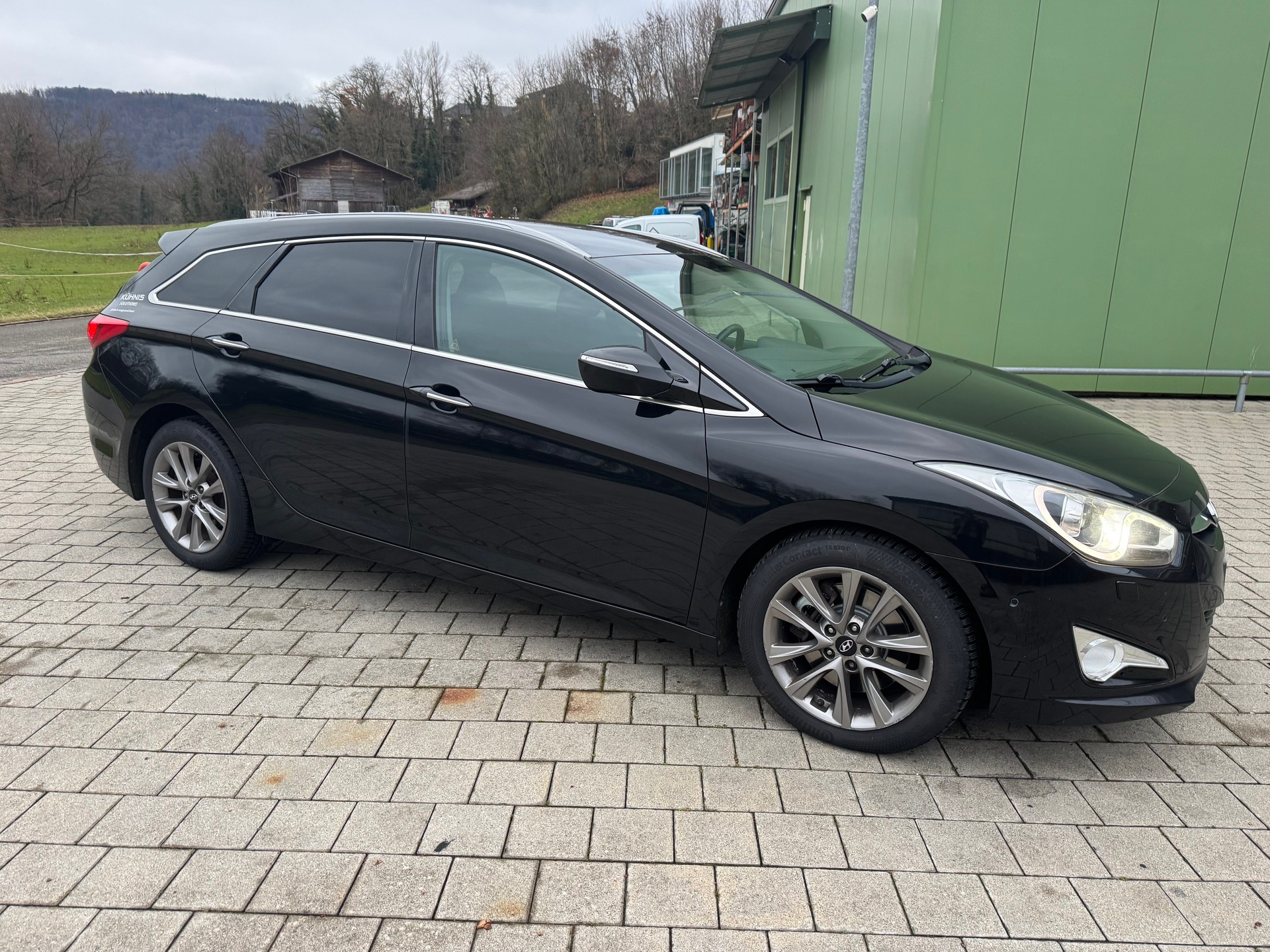 HYUNDAI i40 Wagon 1.7 CRDI Vertex Automatic-image-1