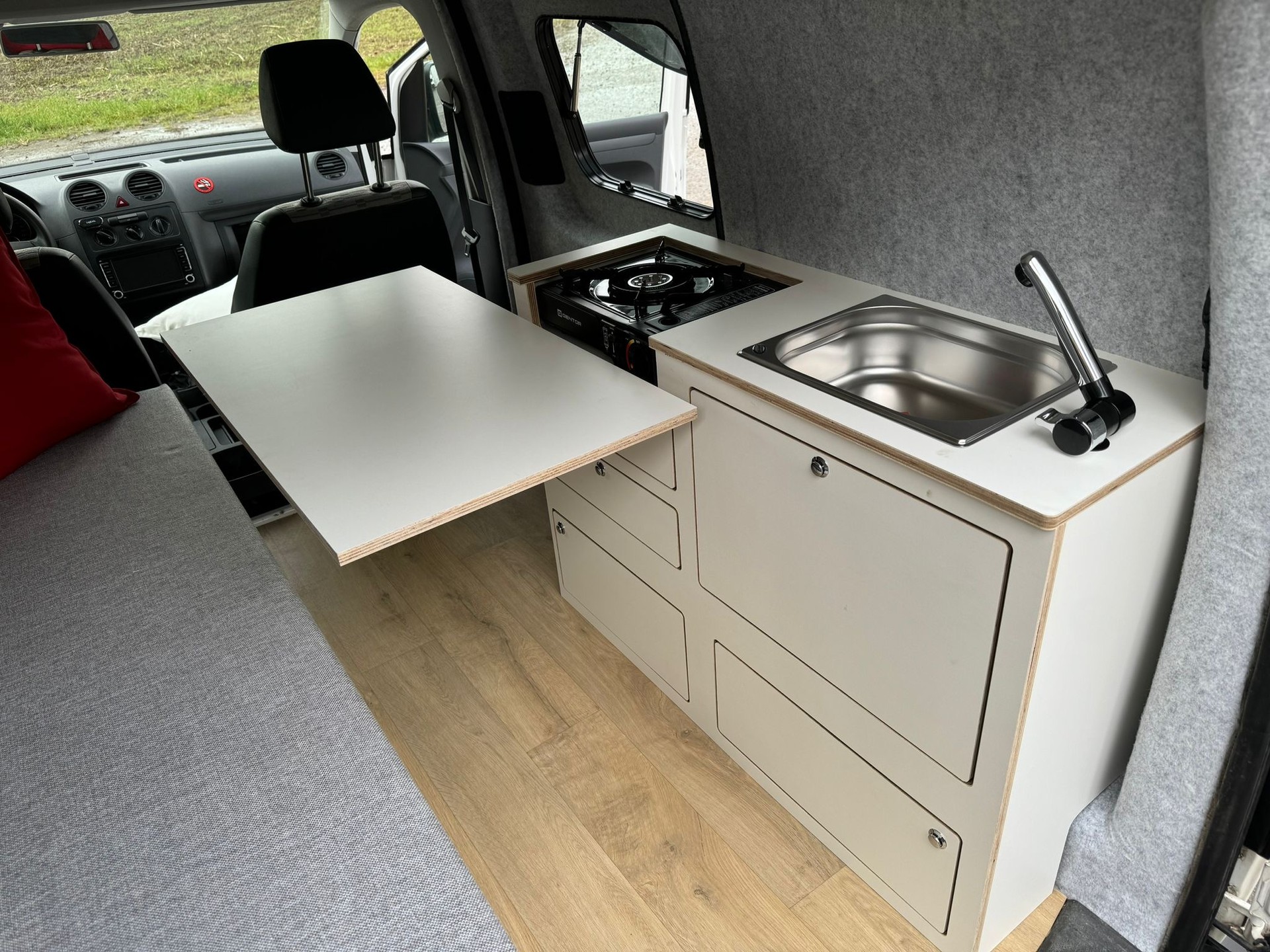 VW Caddy Saranda Beach-image-1