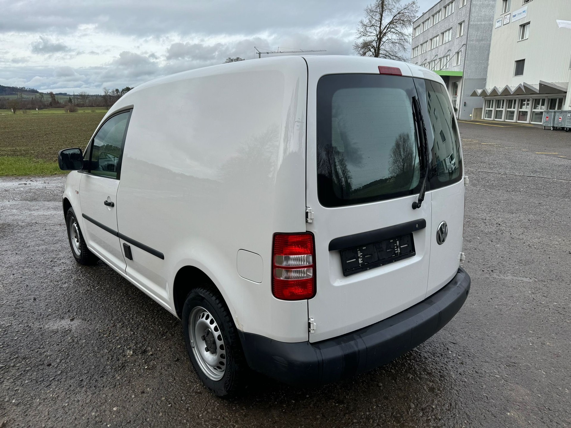 VW Caddy Saranda Beach-image-16