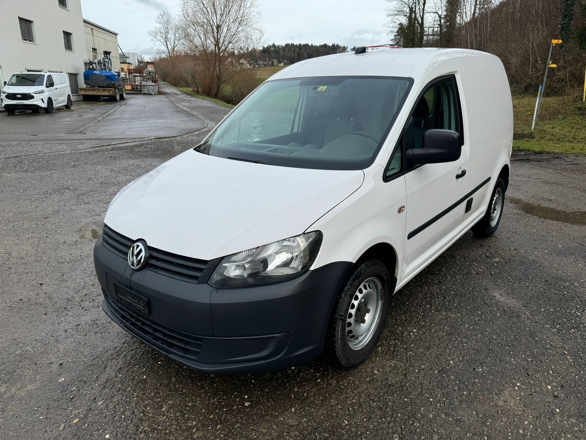 VW Caddy Saranda Beach-image-15