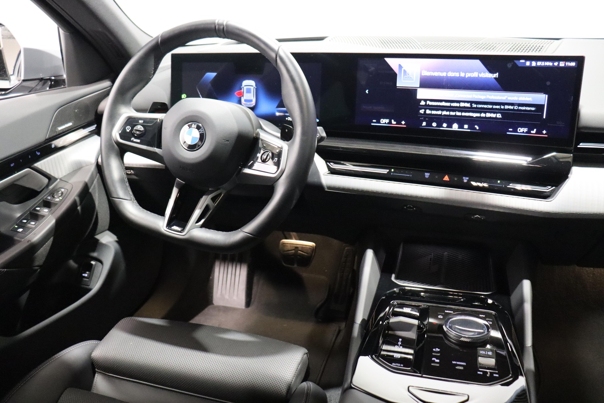 BMW 520d xDrive Touring-image-9