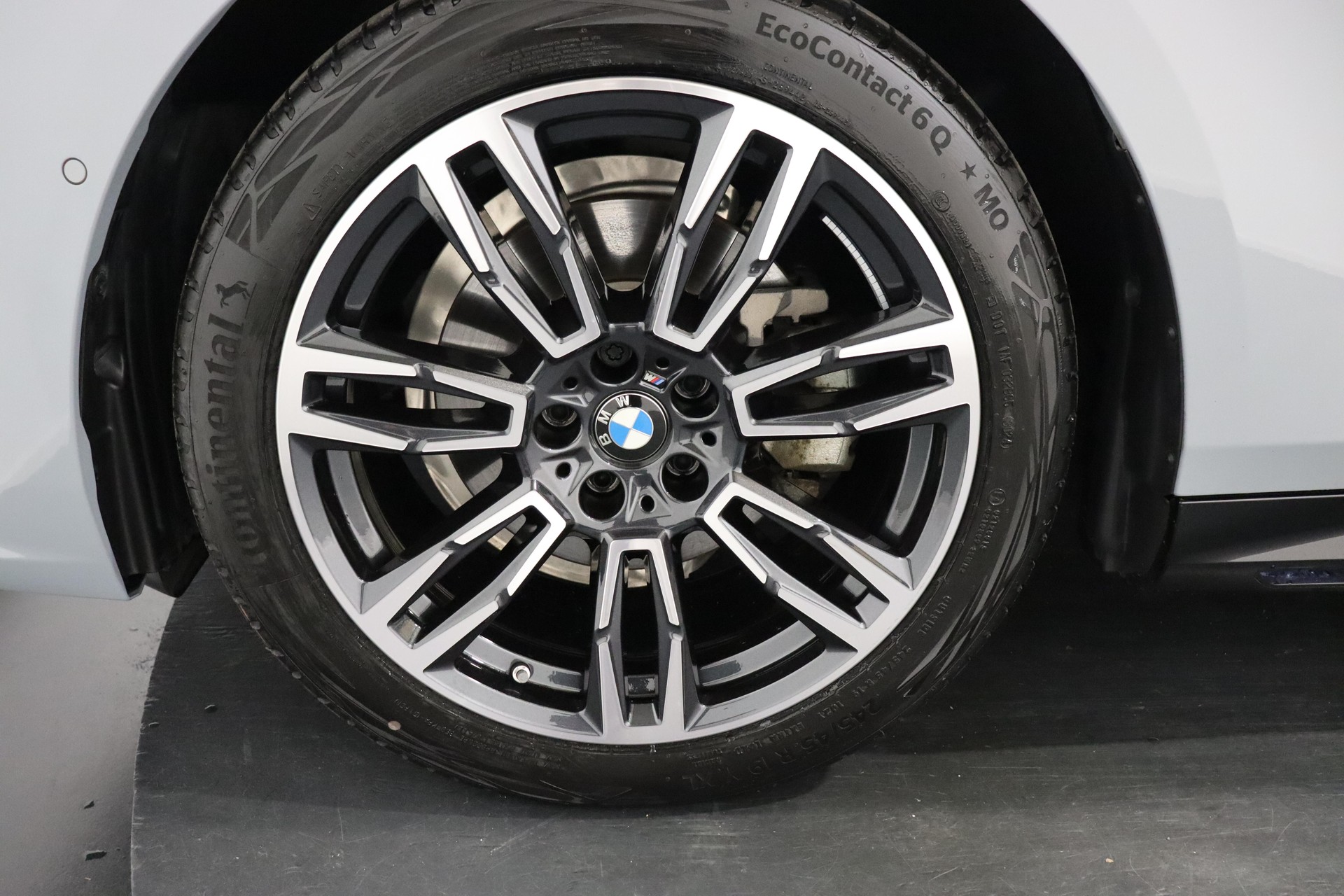 BMW 520d xDrive Touring-image-5
