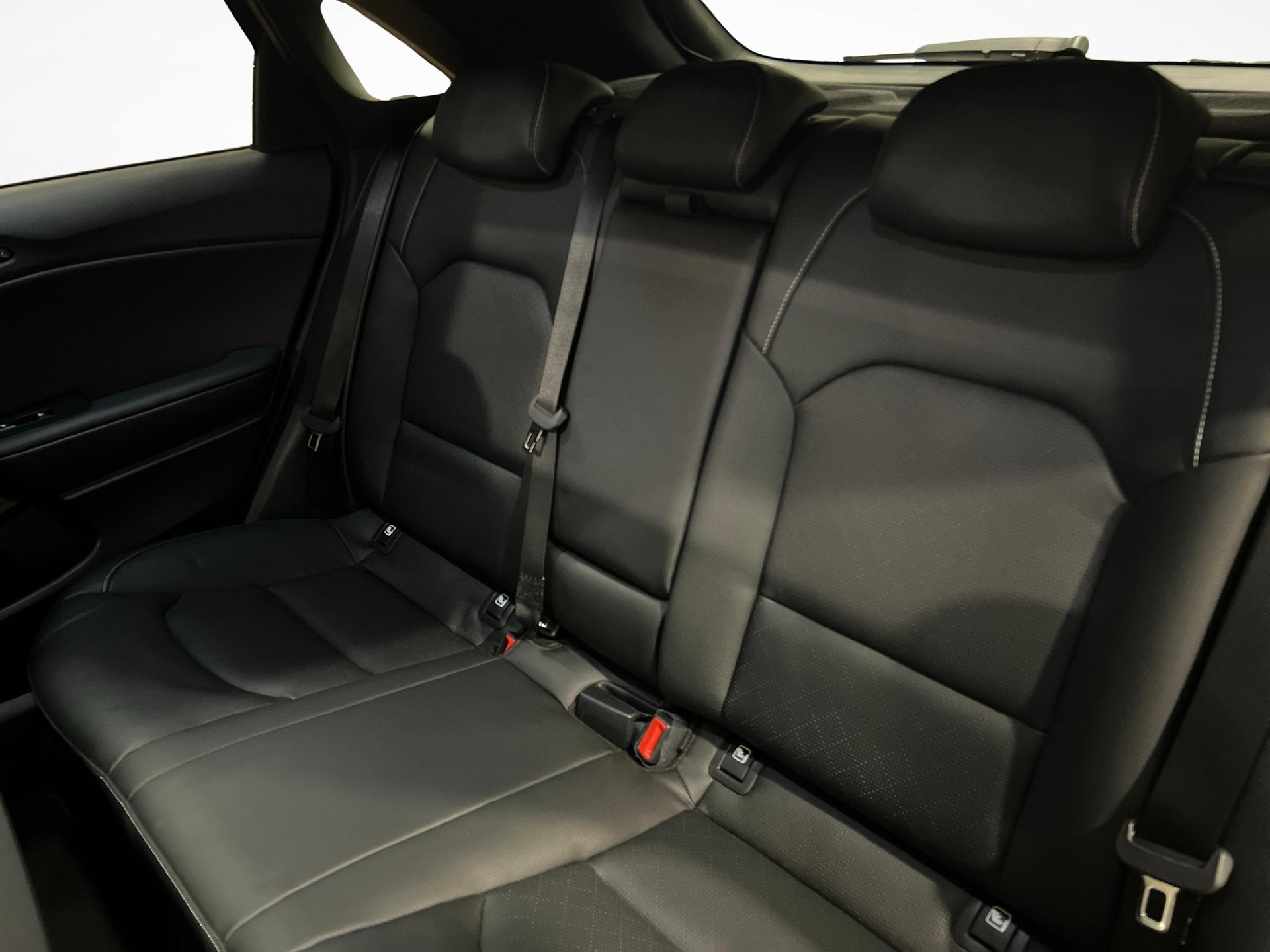 KIA Ceed 1.5 T-GDi MHEV GT-Line-image-10
