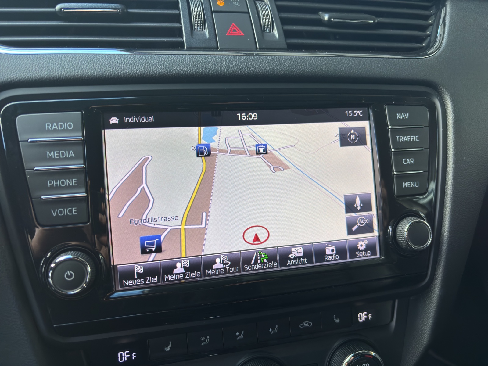 SKODA Octavia Combi 2.0 TSI RS DSG-image-8