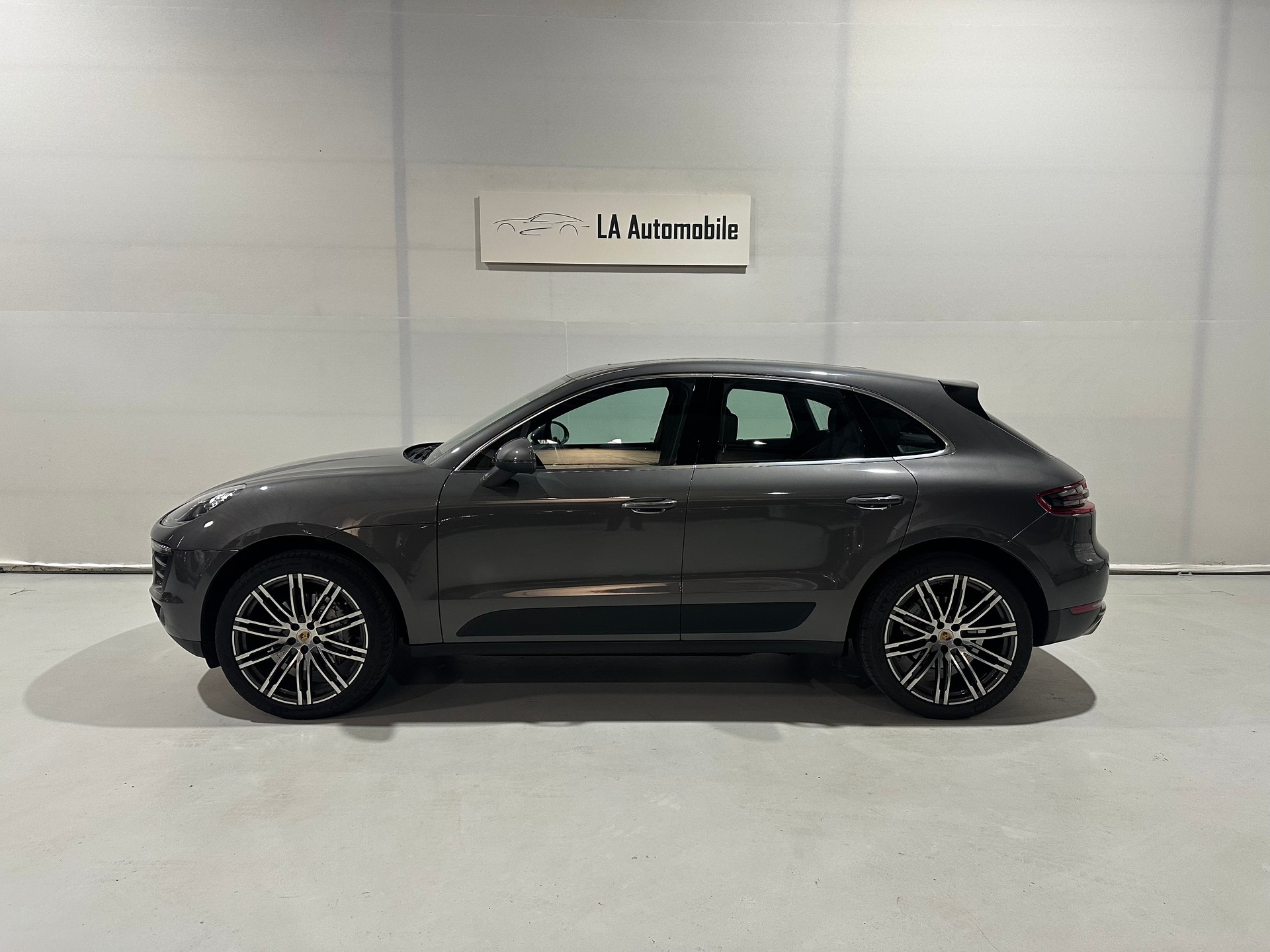 PORSCHE Macan S PDK-image-2