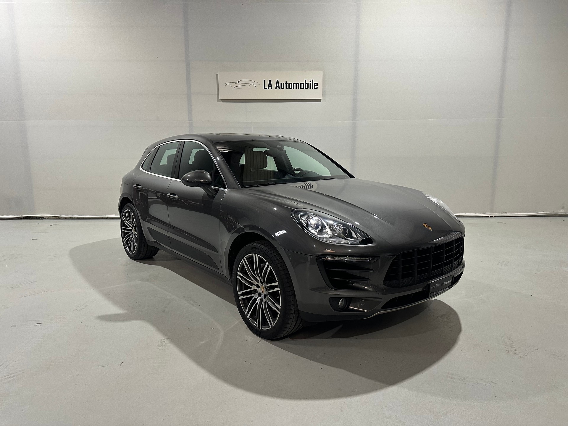 PORSCHE Macan S PDK-image-4