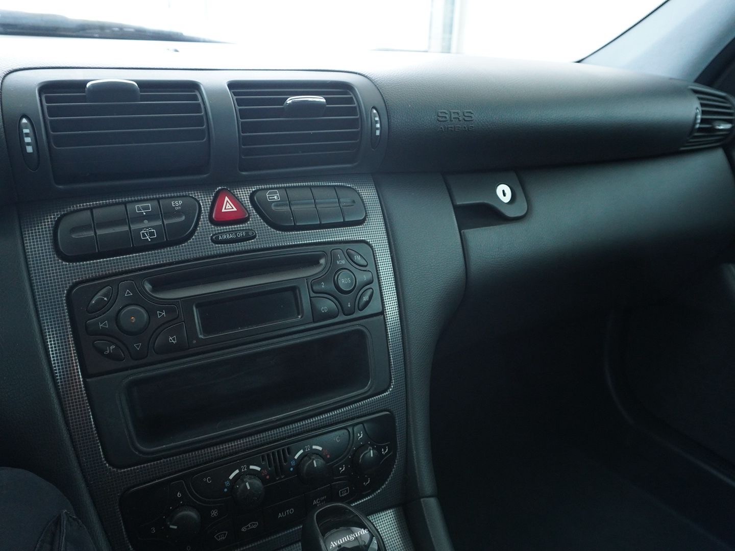 MERCEDES-BENZ C 200 Kompressor Avantgarde-image-5