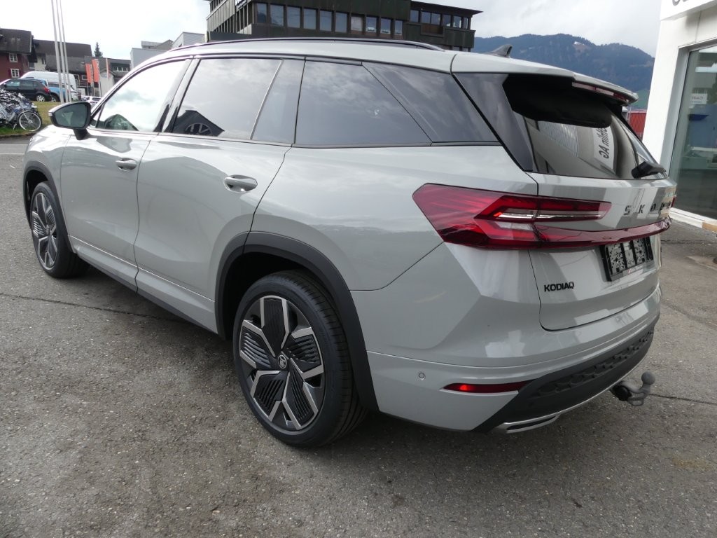 SKODA Kodiaq 2.0 TSI Sportline 4x4-image-1
