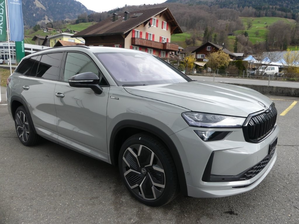 SKODA Kodiaq 2.0 TSI Sportline 4x4-image-4