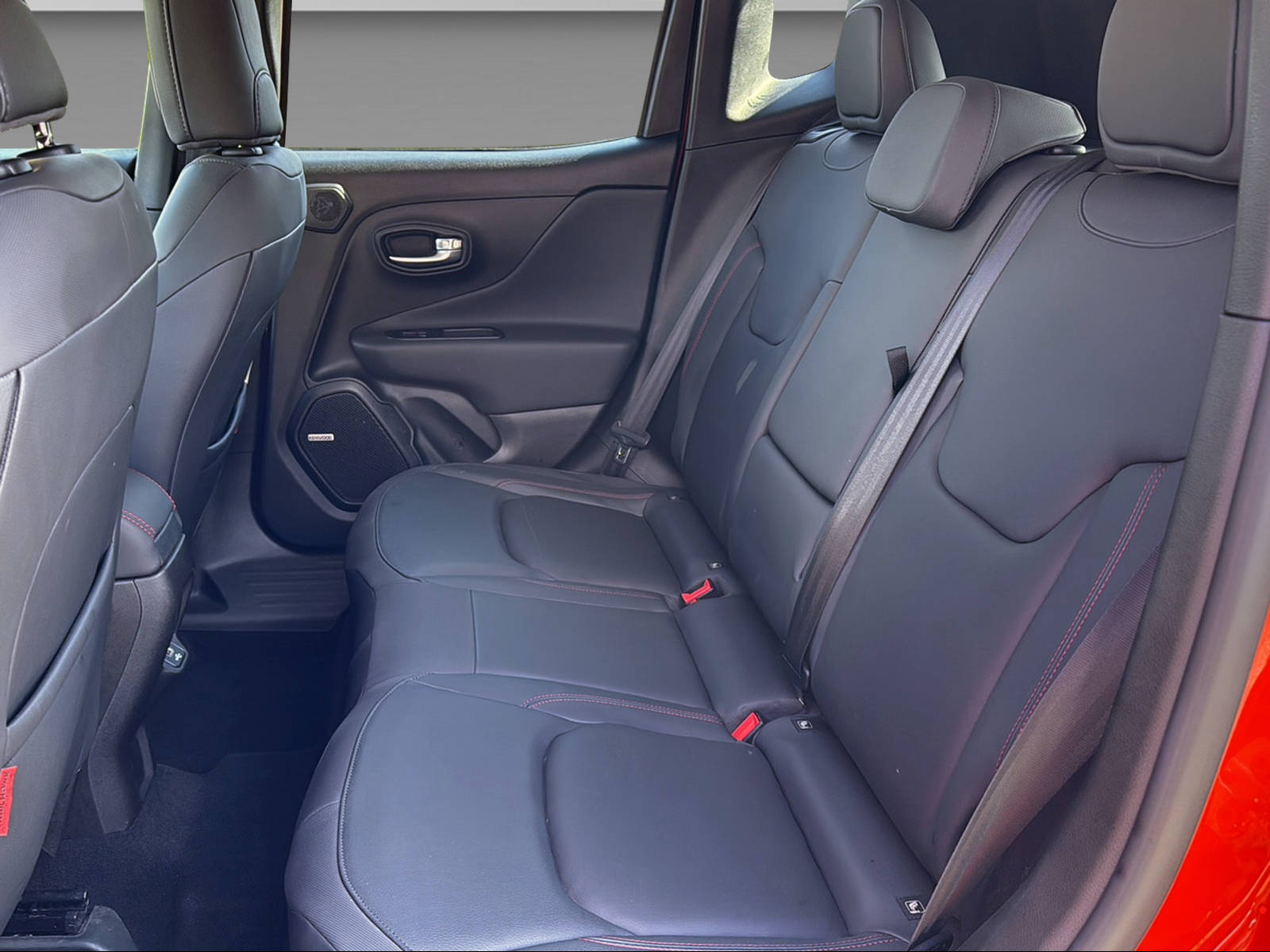 JEEP Renegade 1.3 Trailhawk 4xe-image-19