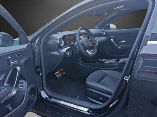 MERCEDES-BENZ A 250 e EQ Star 8G-DCT-image-7