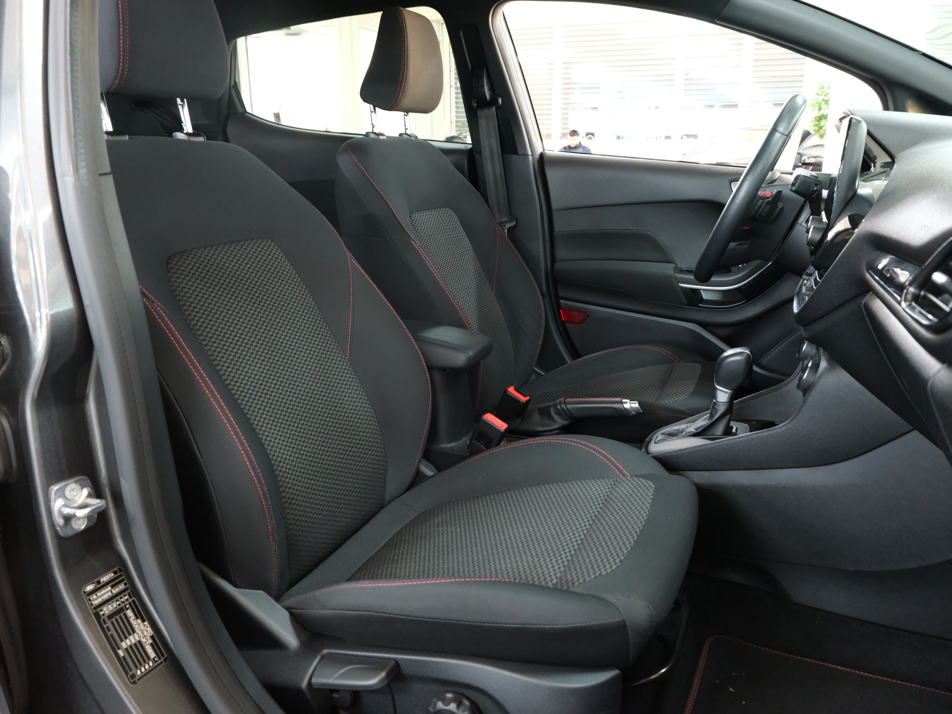 FORD Fiesta 1.0 SCTi ST Line Automat-image-28