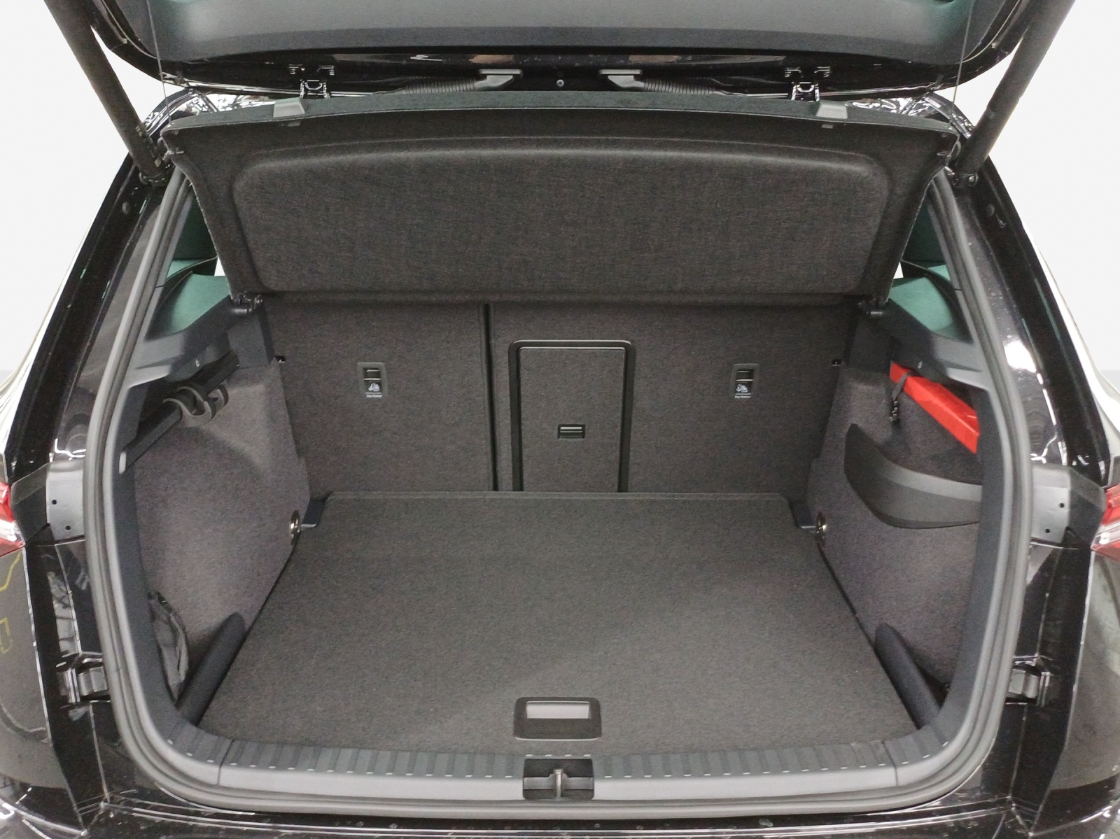 SKODA Karoq 2.0 TSI SportLine 4x4 DSG-image-12