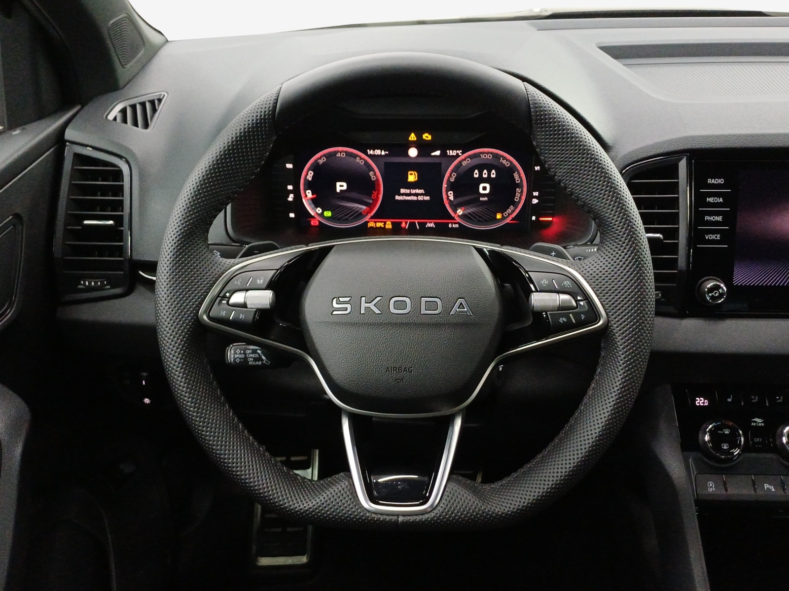 SKODA Karoq 2.0 TSI SportLine 4x4 DSG-image-9