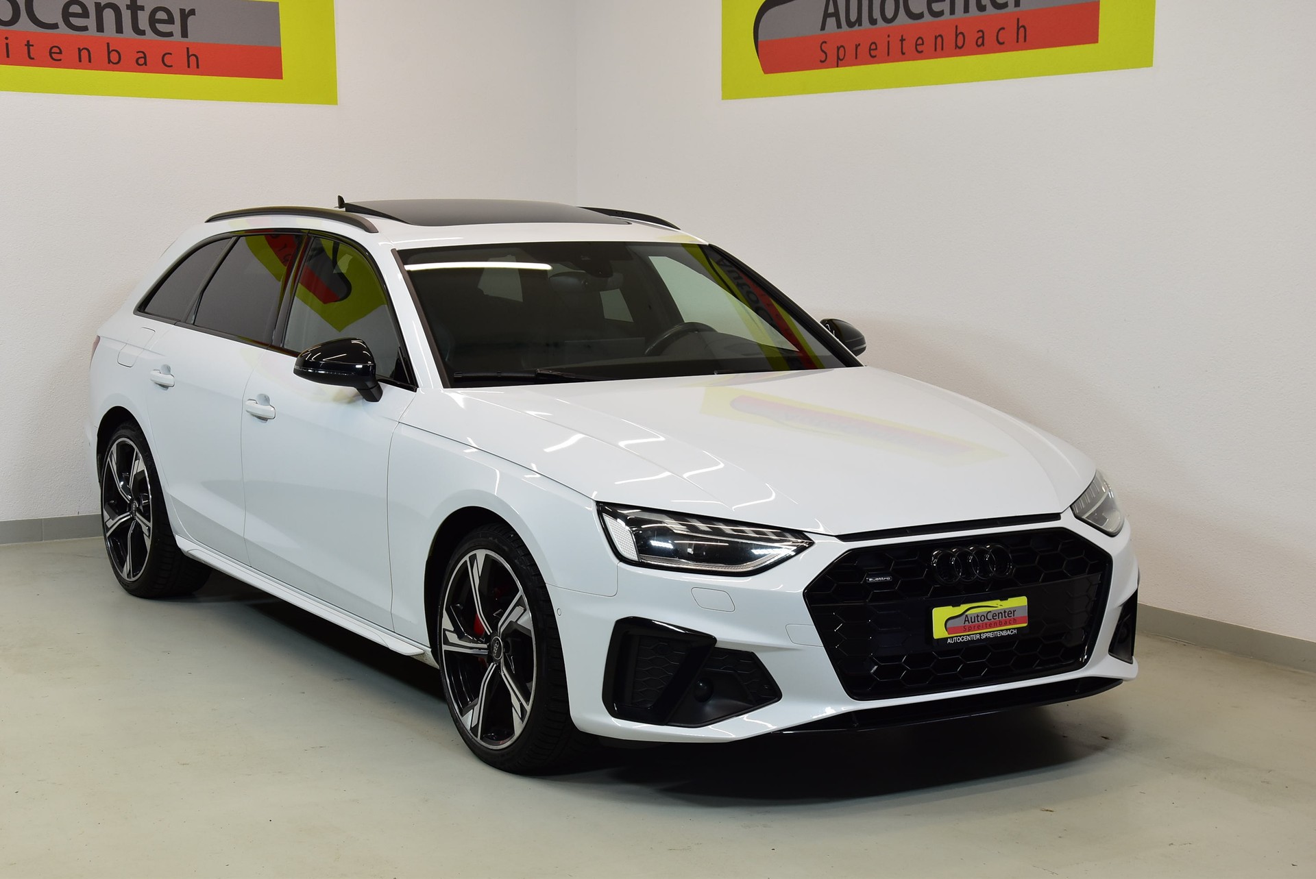 AUDI A4 Avant 40 TDI S line Attraction quattro S-tronic